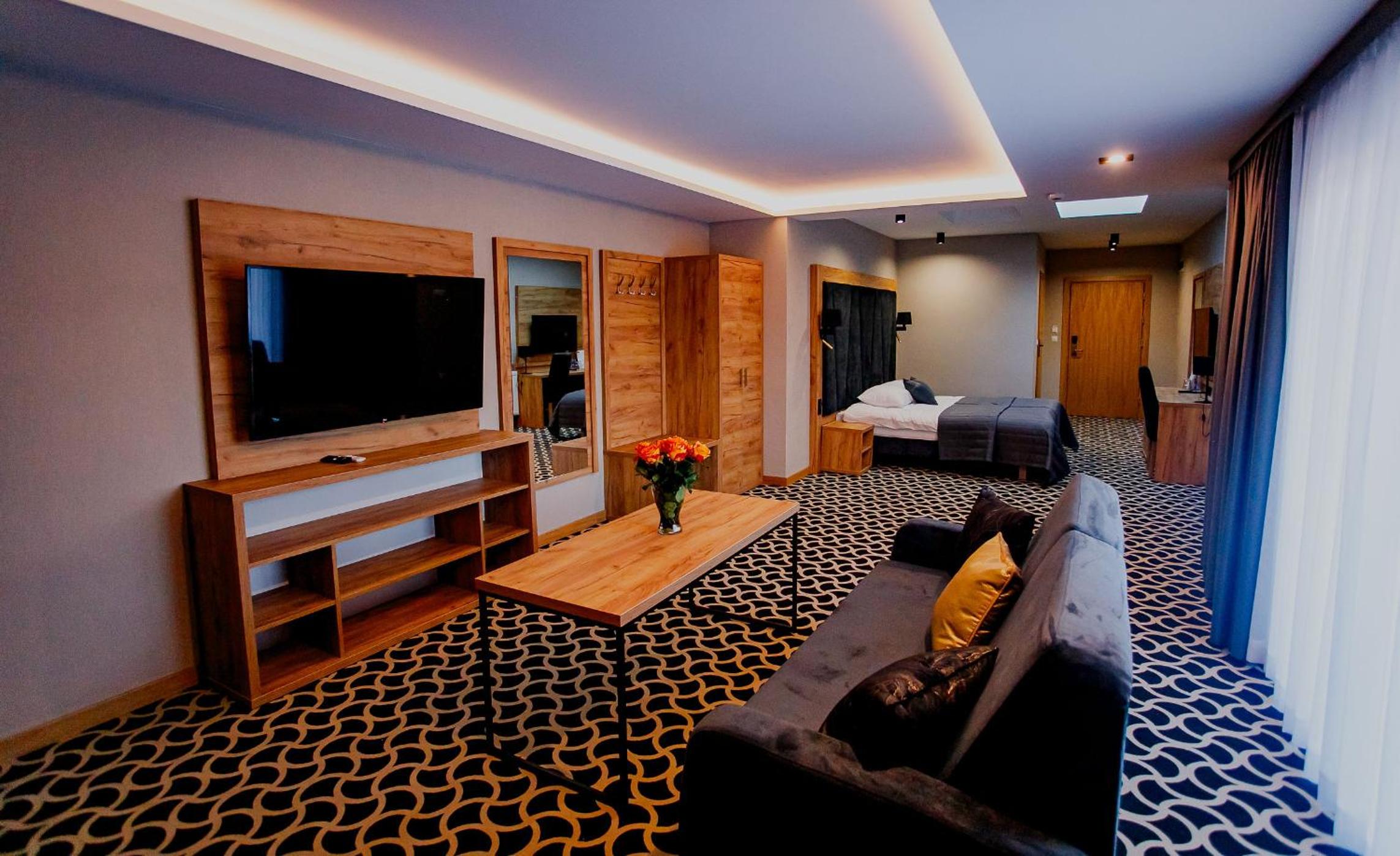 Superior King Room - Photo 6