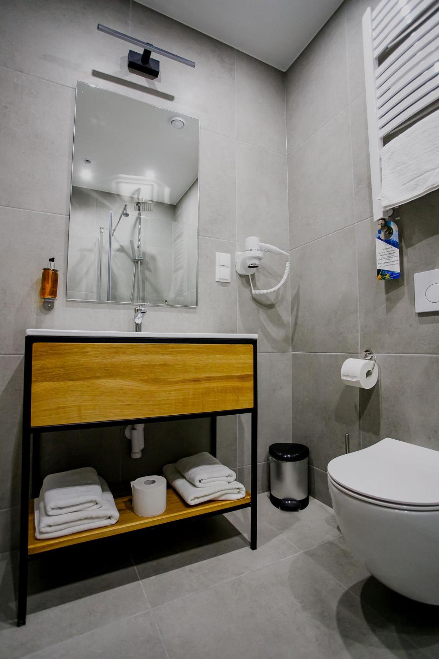 Superior King Room - Photo 2