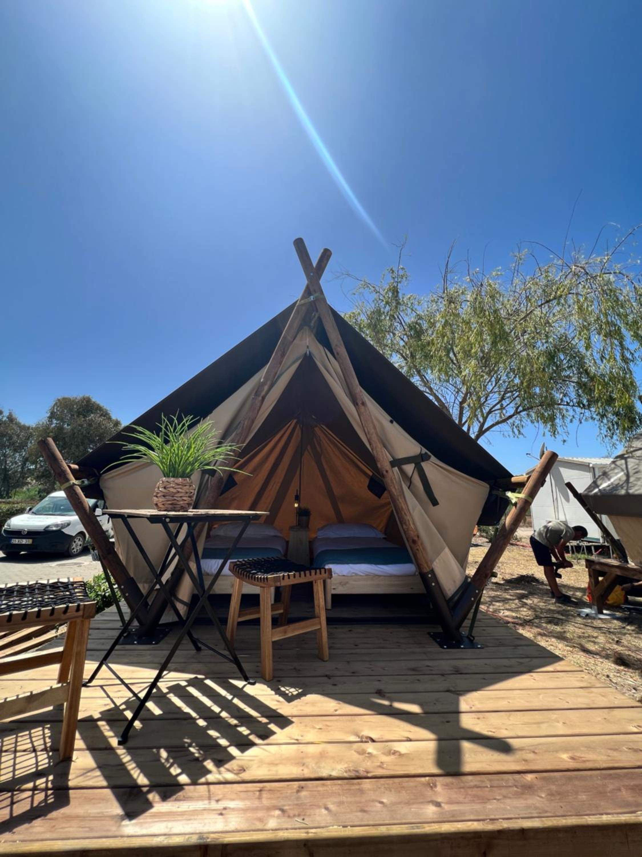 Tent - Photo 3