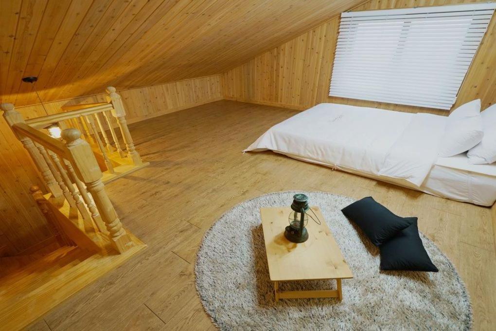 Duplex Suite - Photo 2