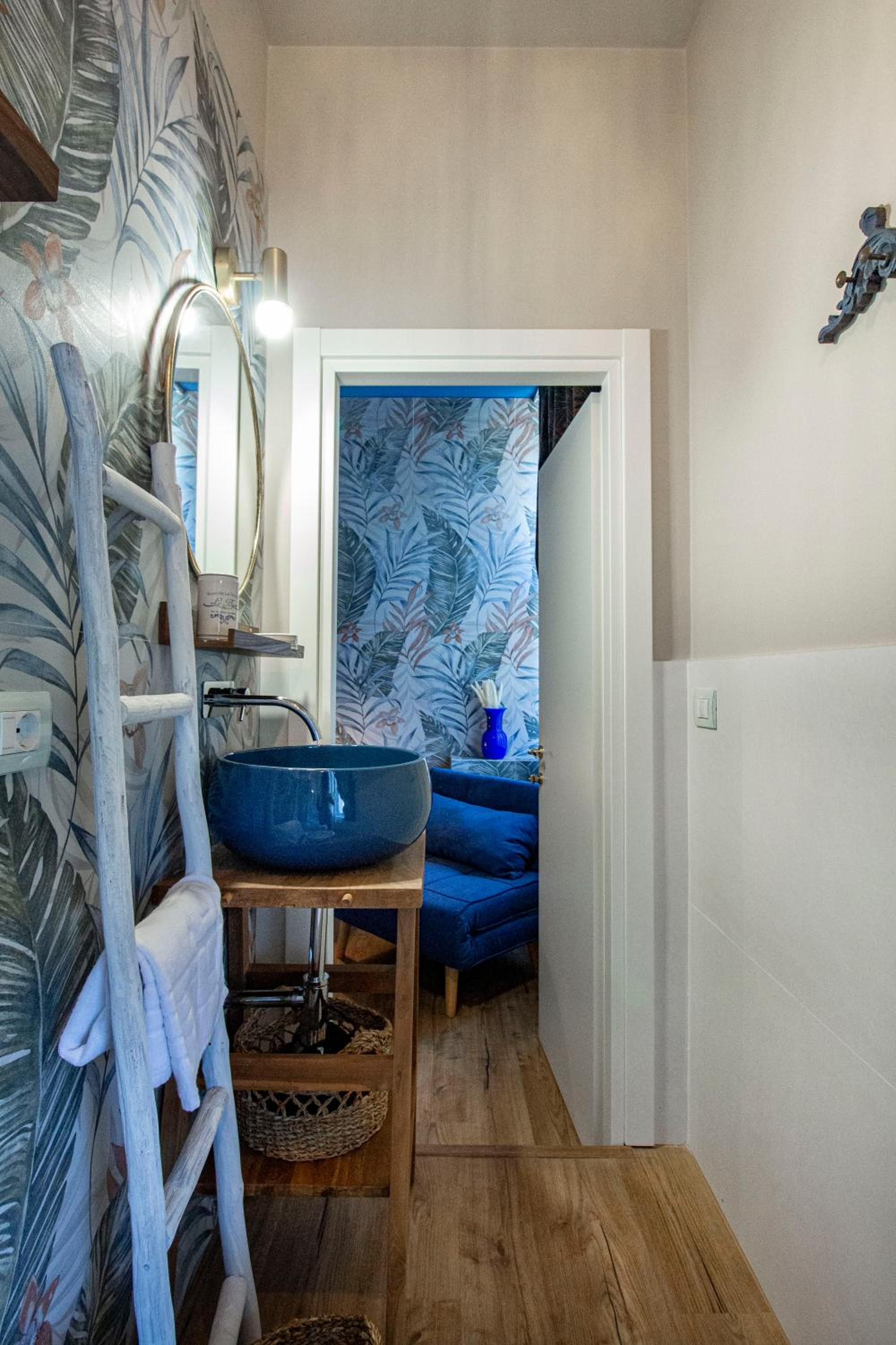 Triple Room with Private Bathroom - Photo 6