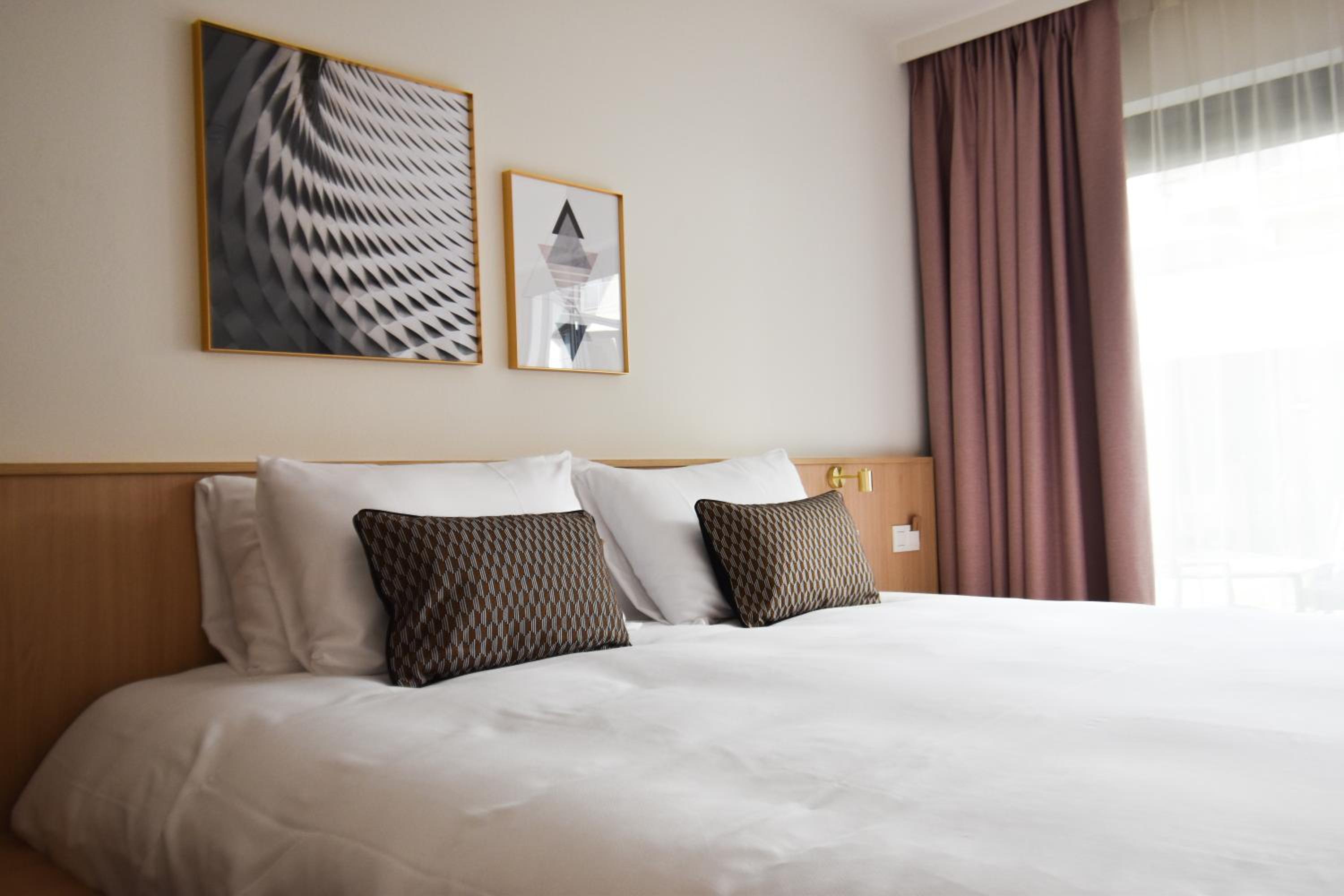 Double or Twin Room with Terrace - Photo 1