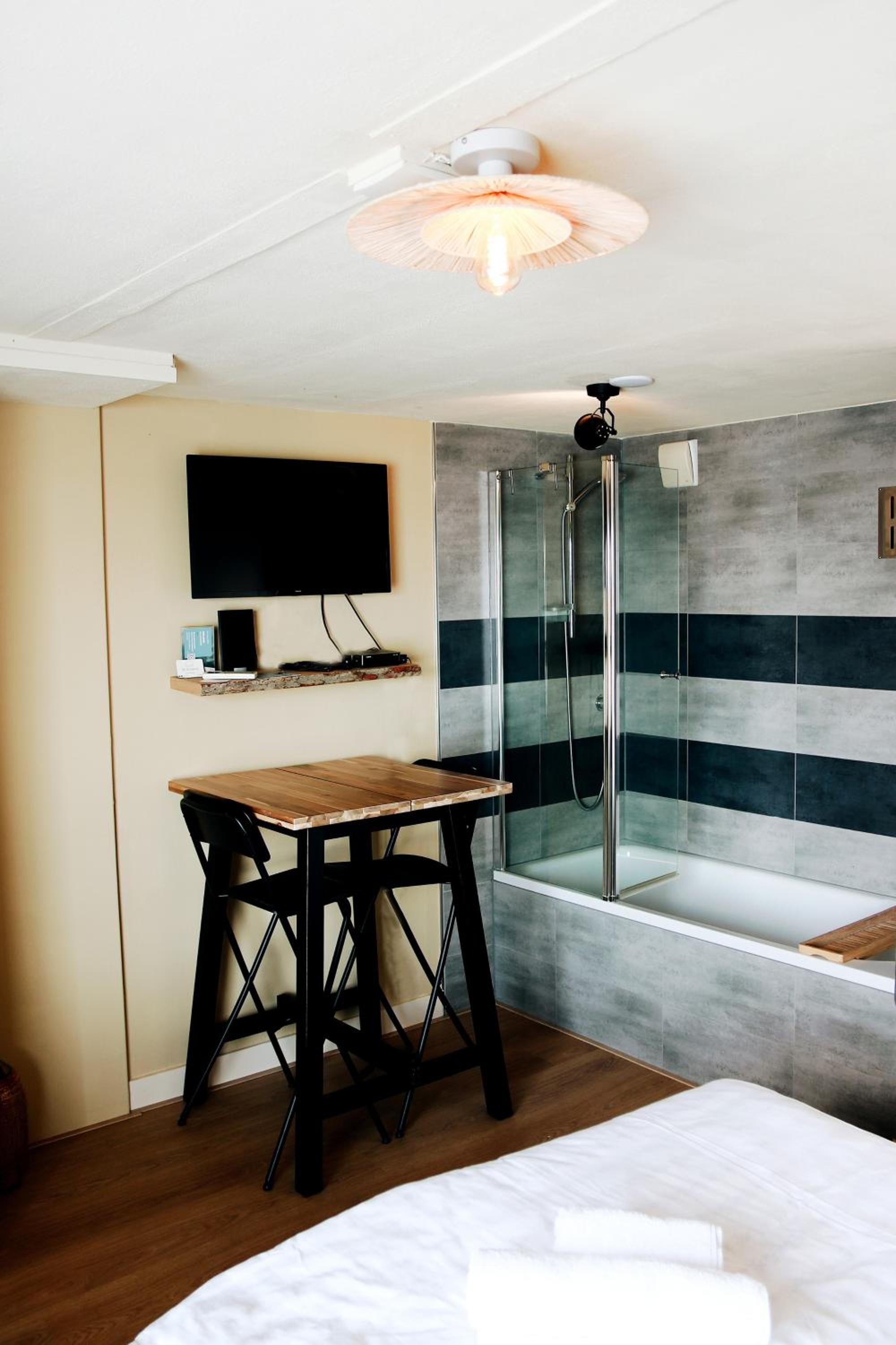 Double Room with Lake View
