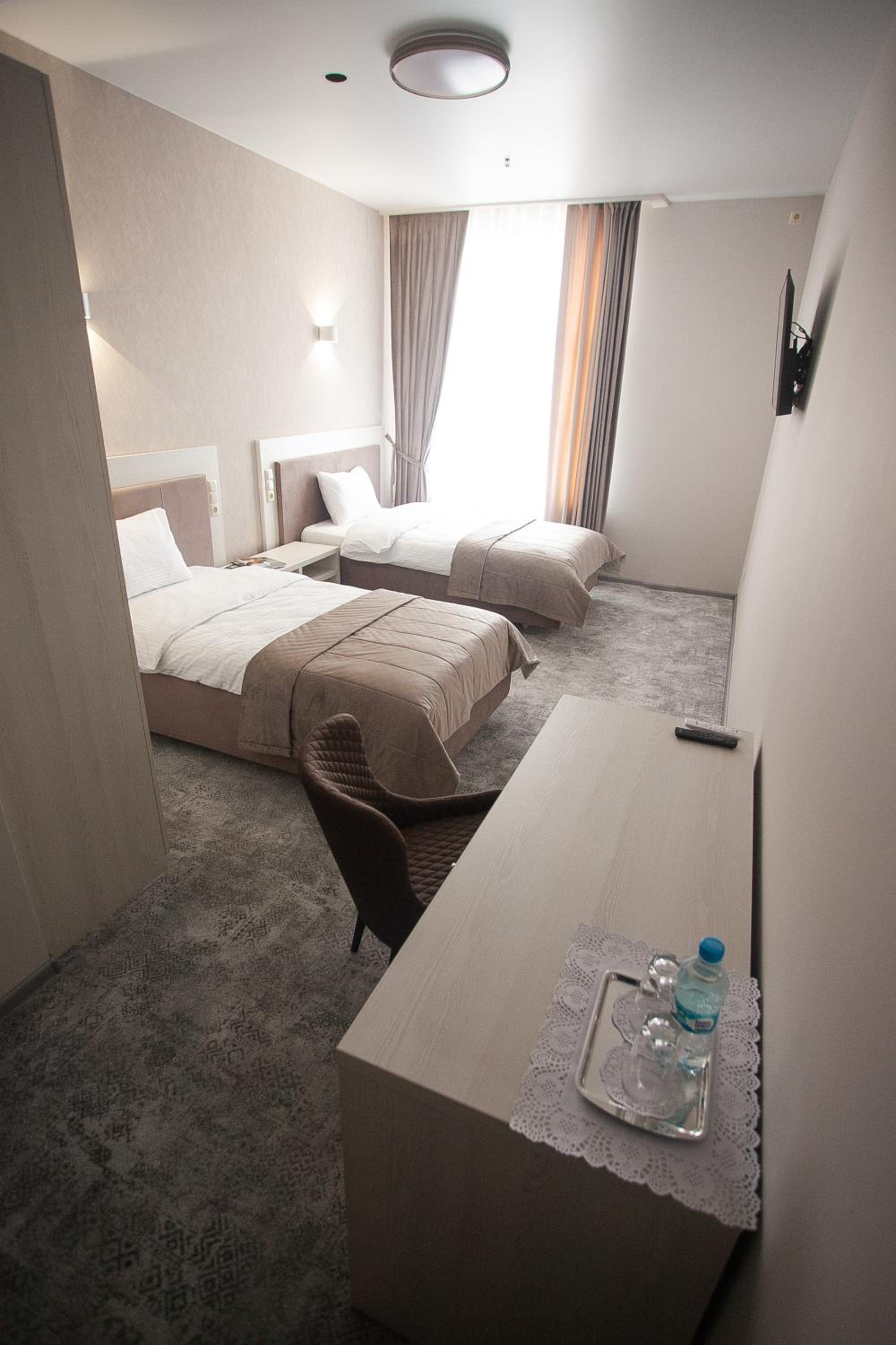 Large Twin Room