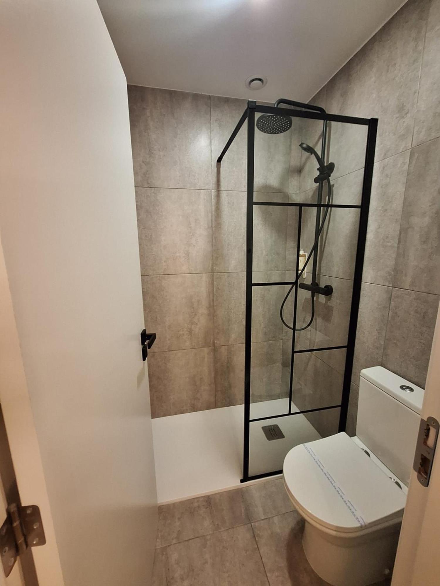 Deluxe Room - Photo 2