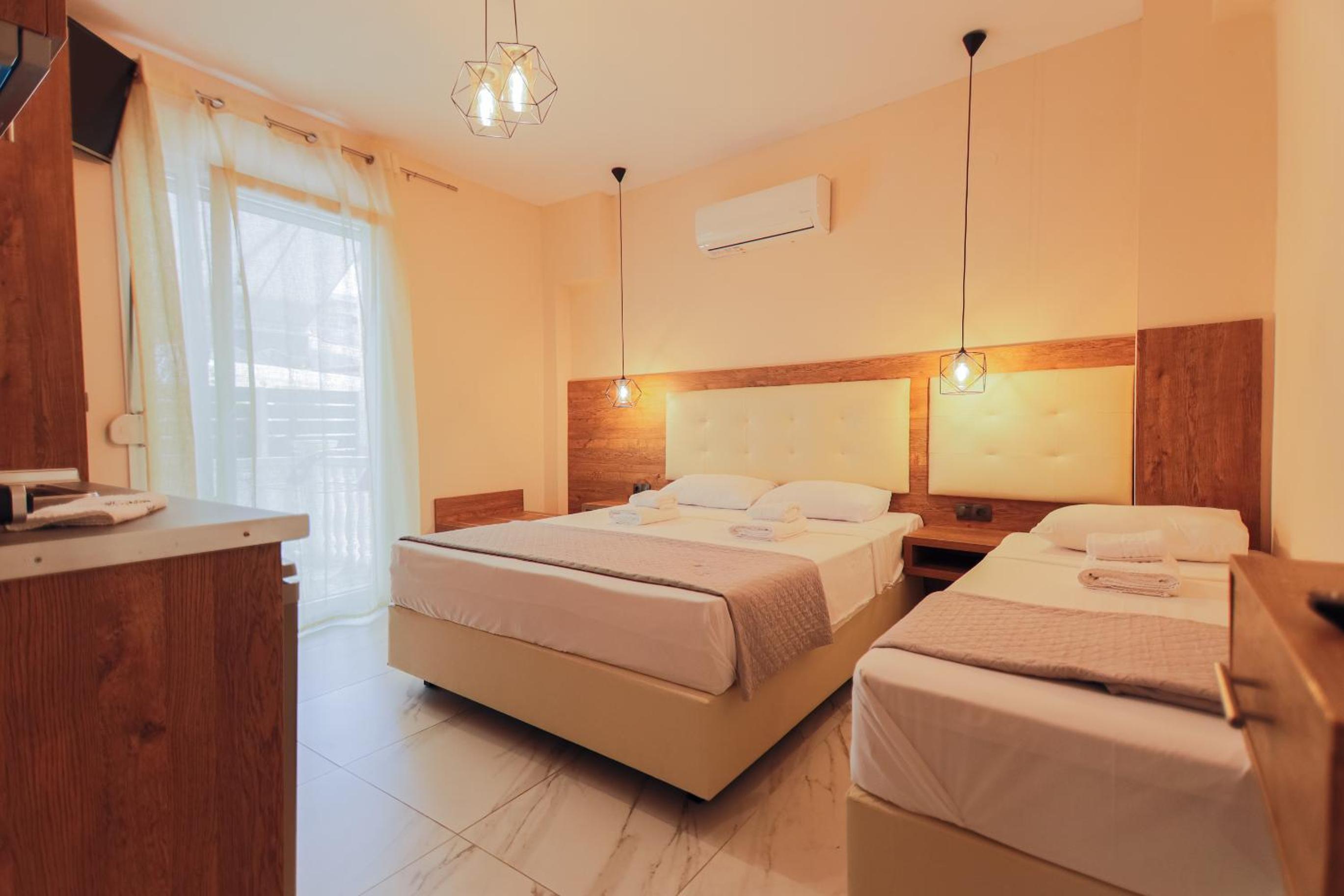 Deluxe Triple Room photo 1