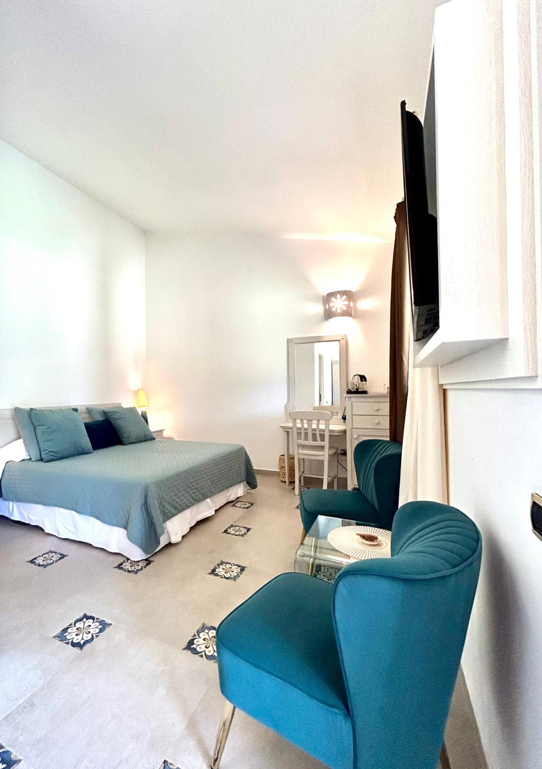 Deluxe Double or Twin Room with Garden View - Photo 22