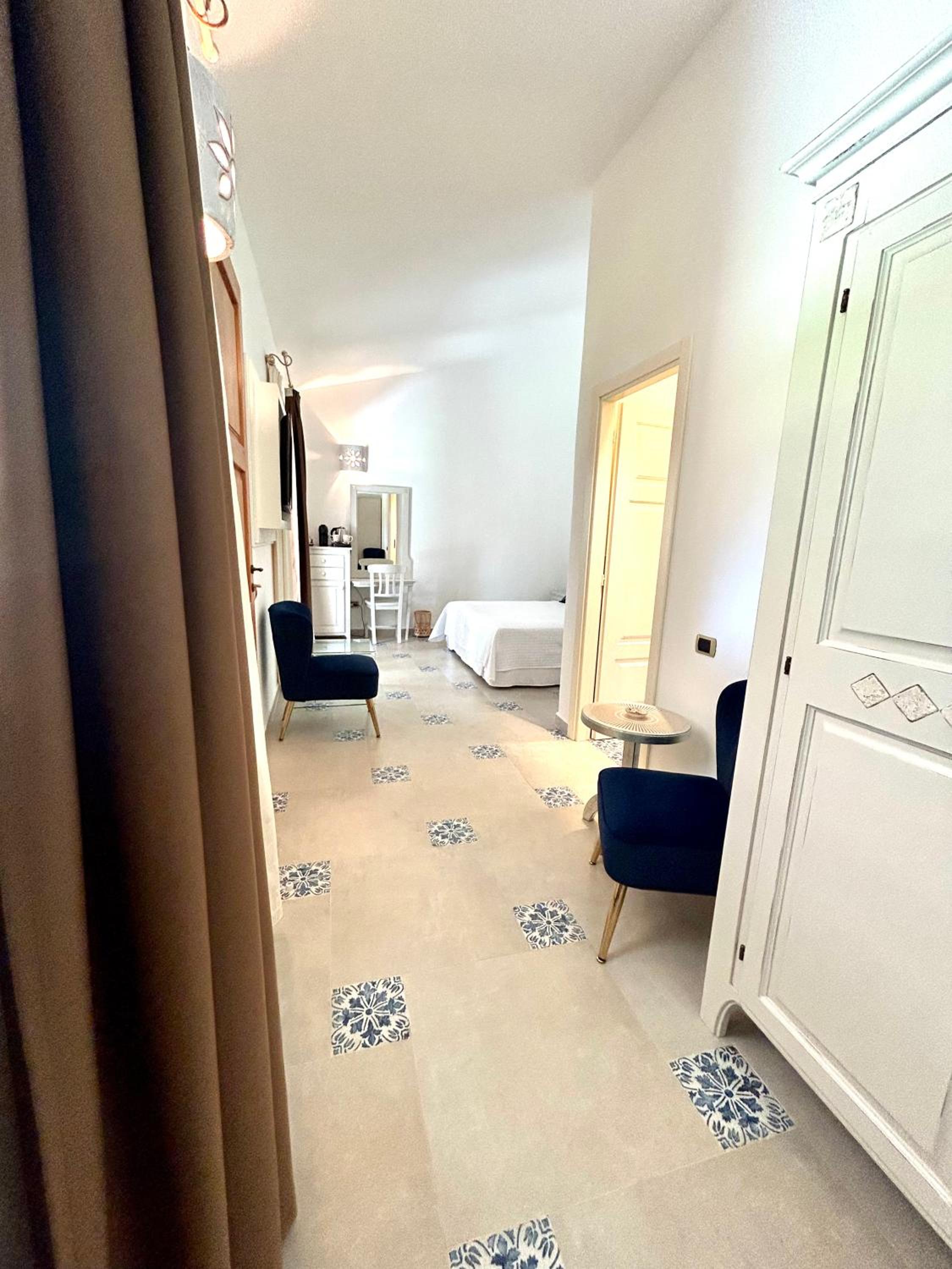 Deluxe Double or Twin Room with Garden View - Photo 18