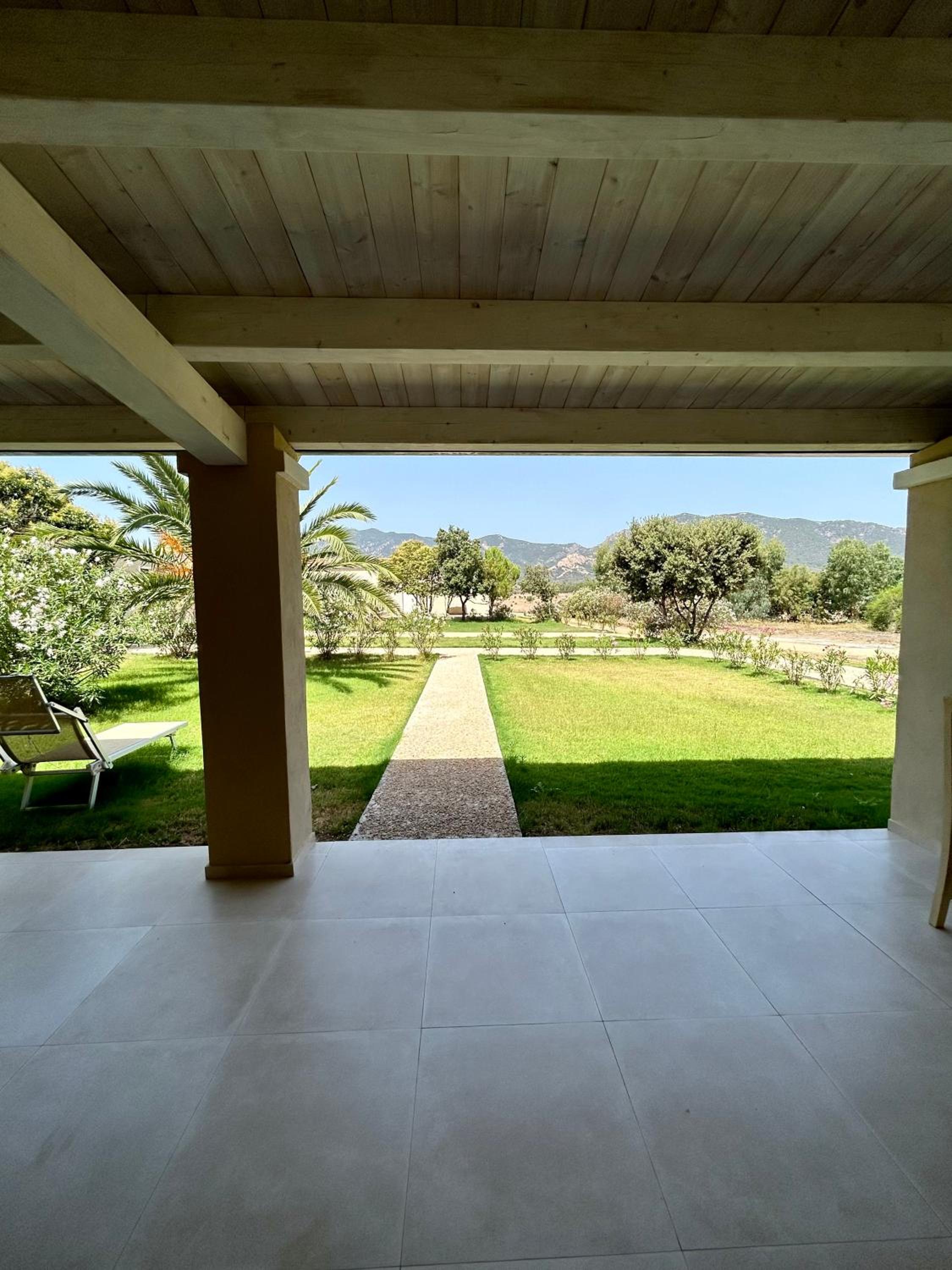 Deluxe Double or Twin Room with Garden View - Photo 8