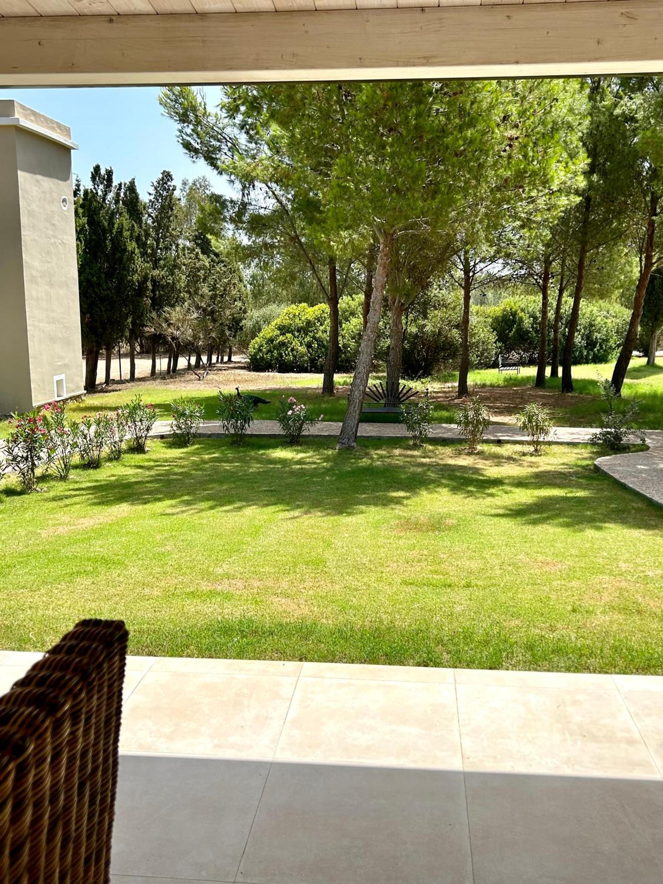 Deluxe Double or Twin Room with Garden View - Photo 12