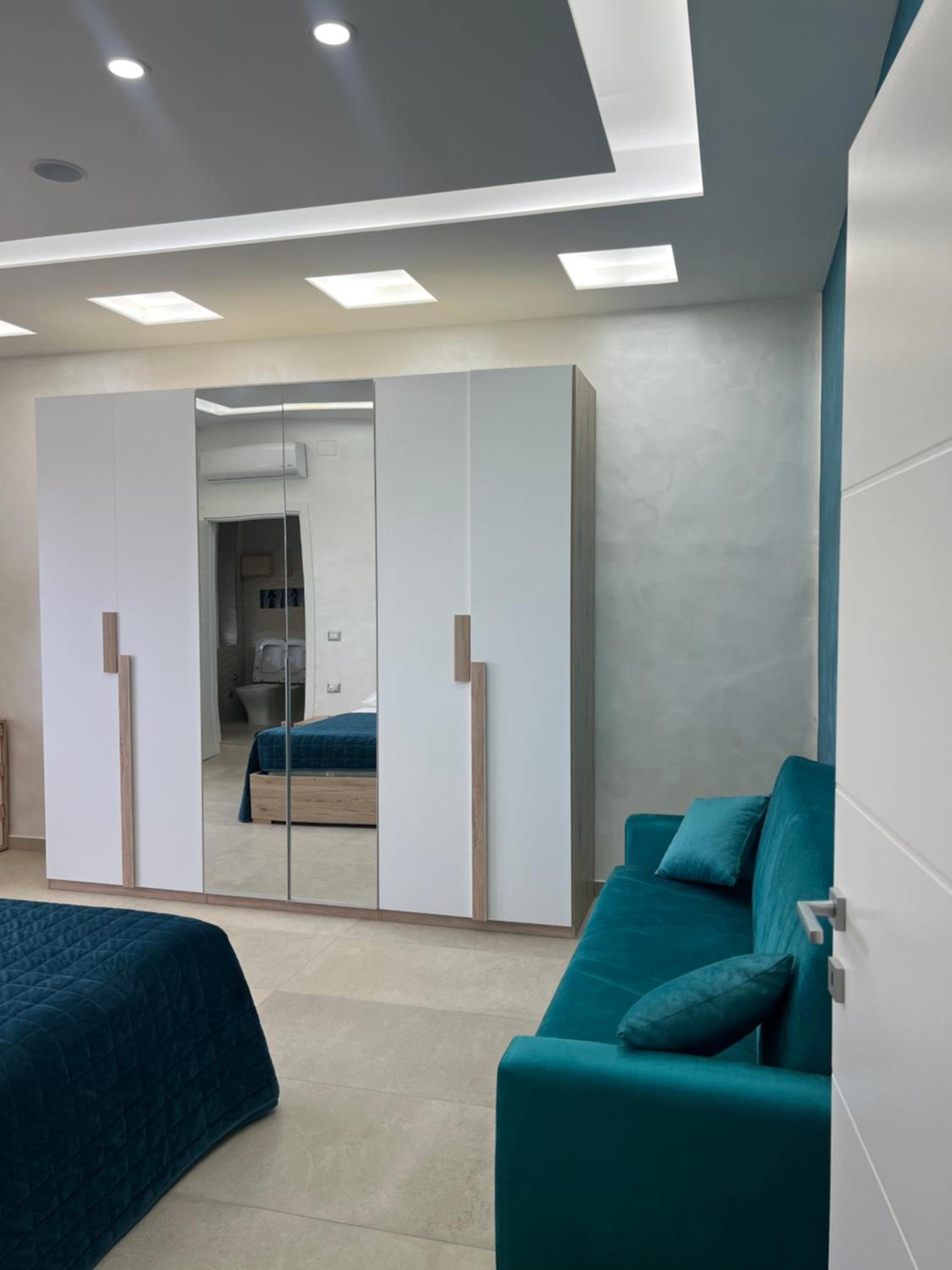 Three-Bedroom Apartment With Sea View photo 1