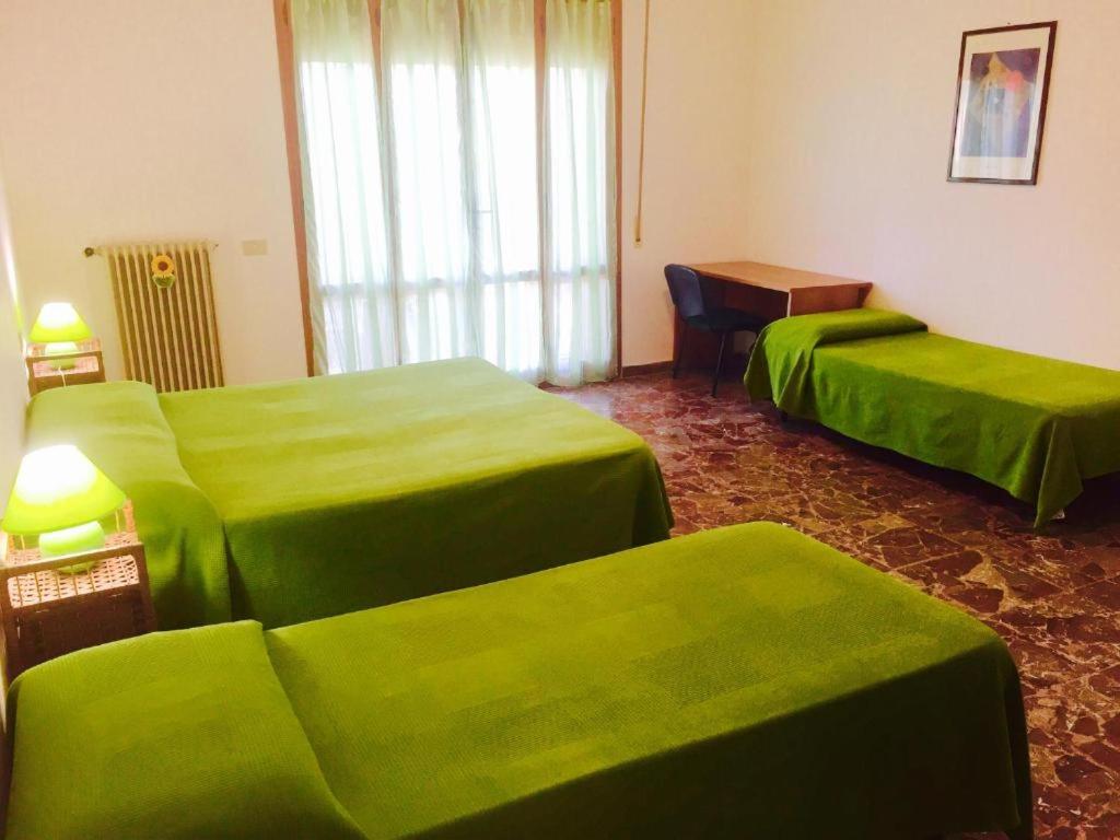 Classic Quadruple Room - Photo 2