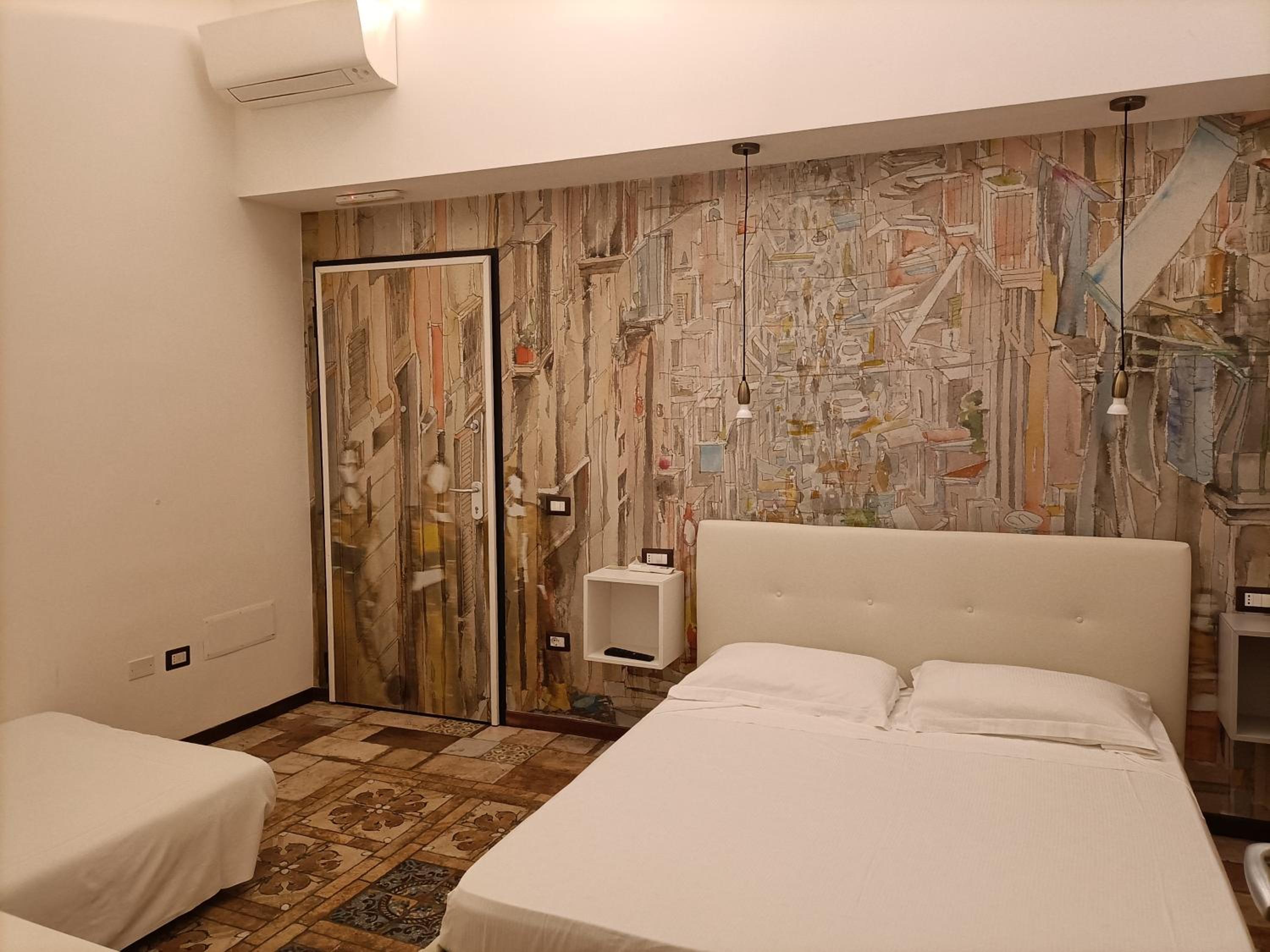 Deluxe Room (2 Adults + 1 Child) - Photo 6