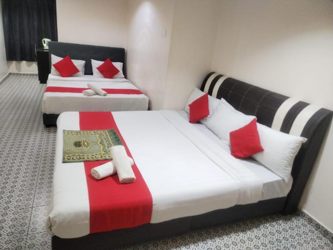 Deluxe Family Suite photo 2