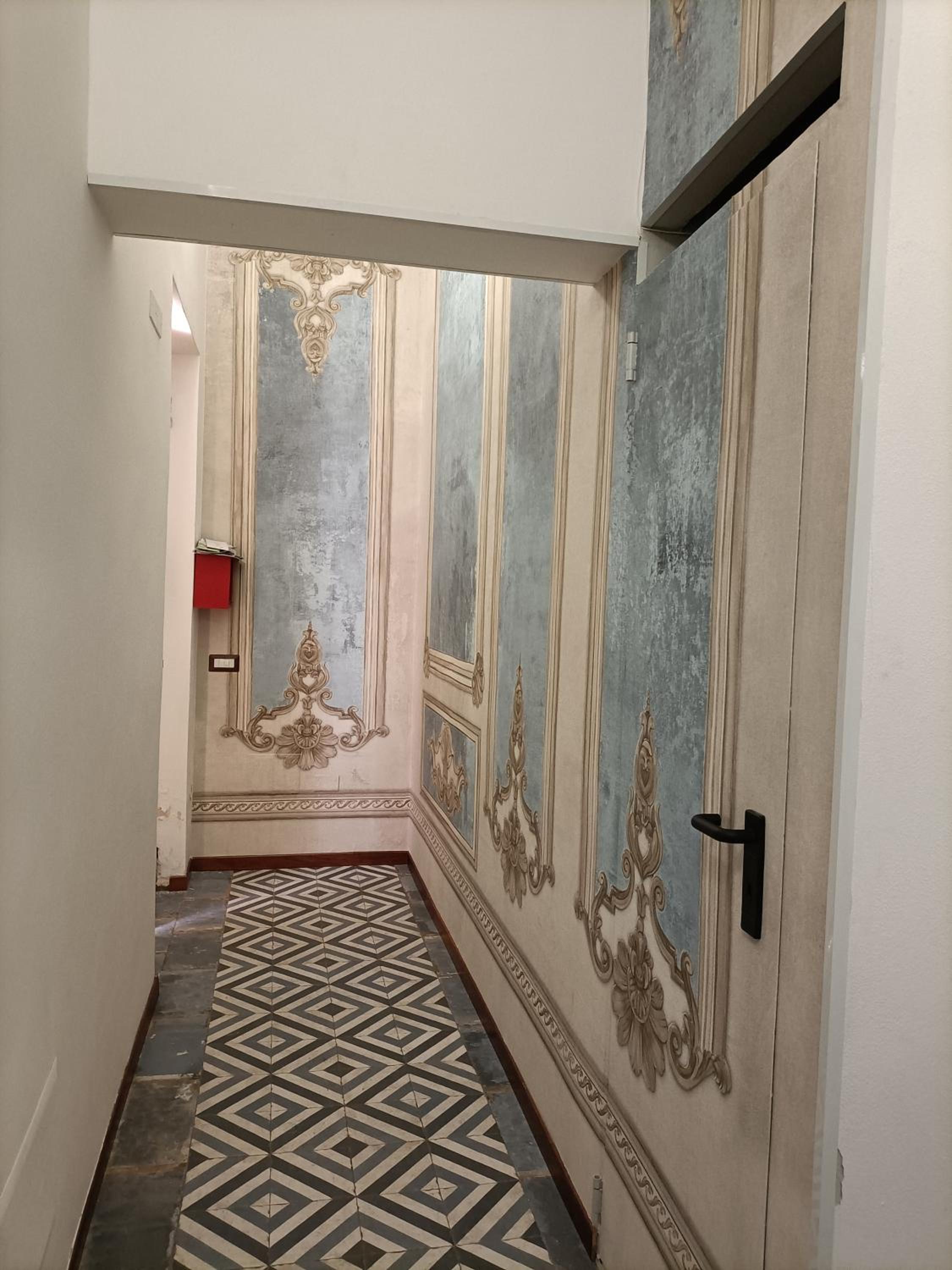 Deluxe Room (2 Adults + 1 Child) - Photo 10