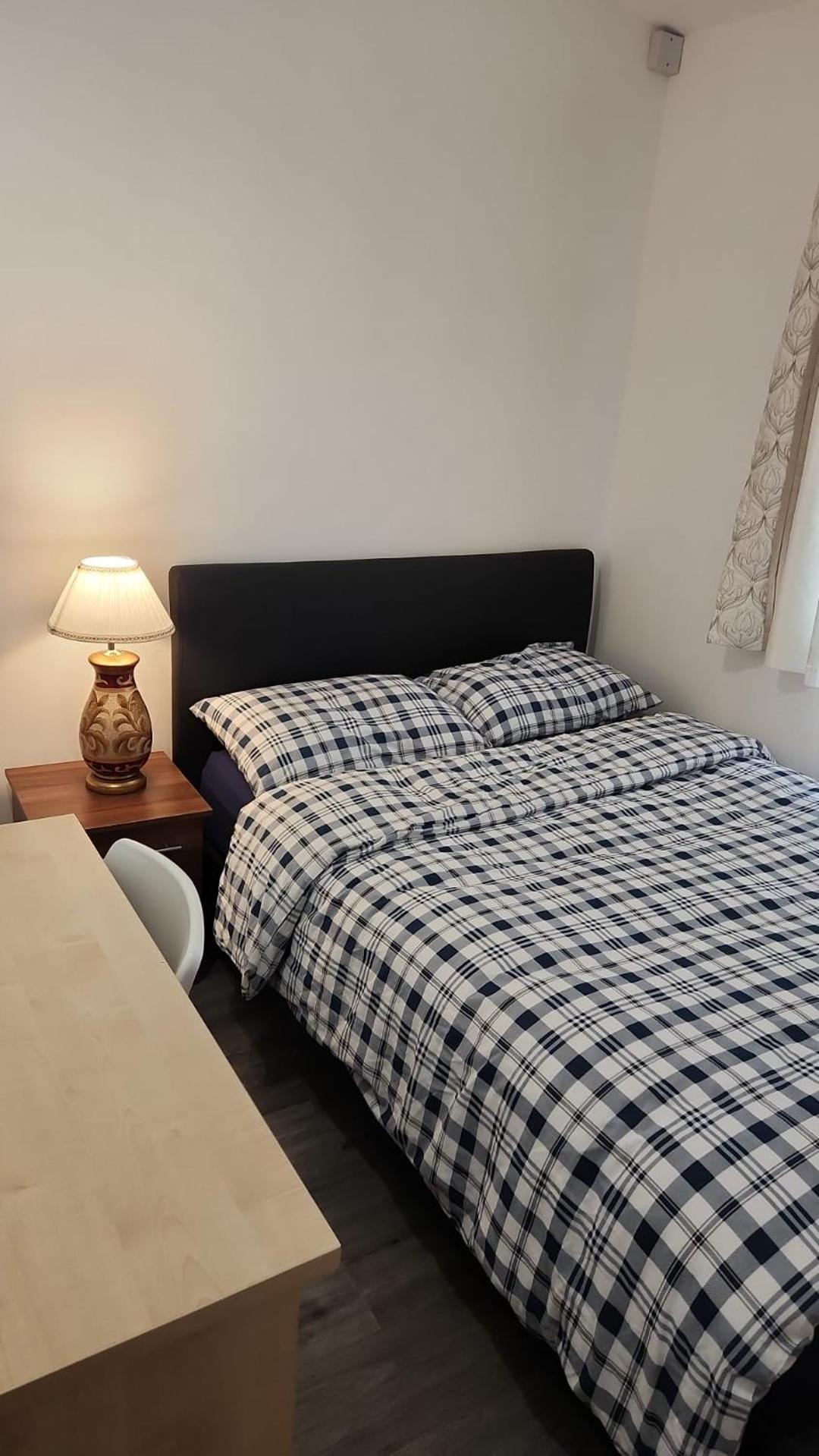 Double Room with Private Bathroom photo 3