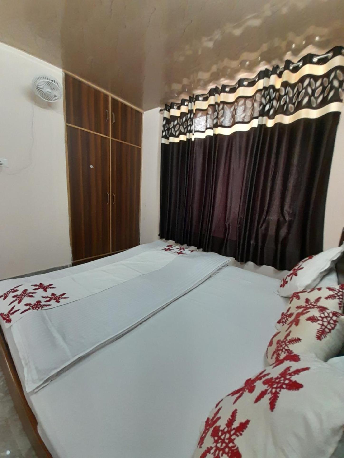 Two-Bedroom Townhouse - Photo 1