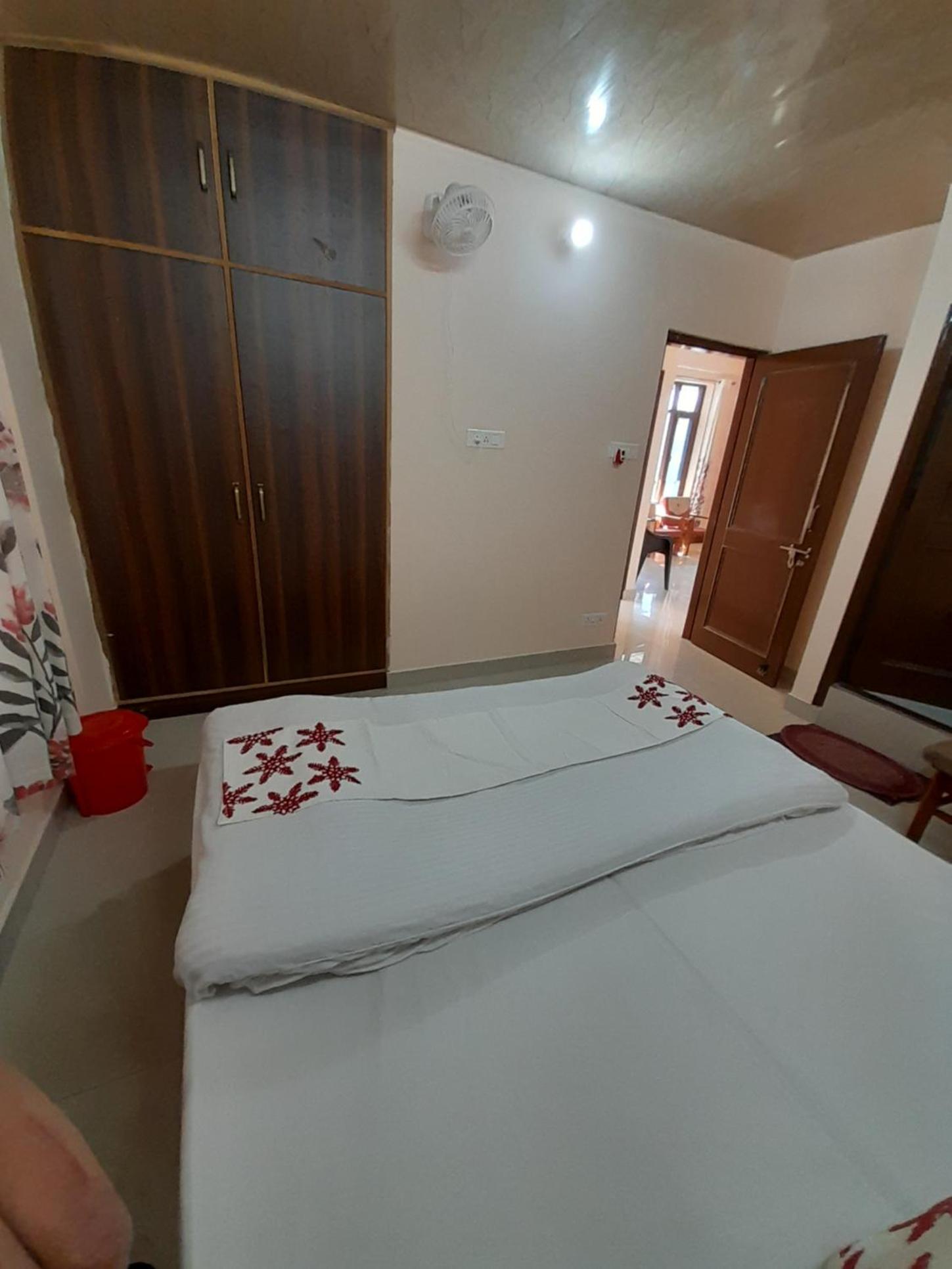 Two-Bedroom Townhouse - Photo 6