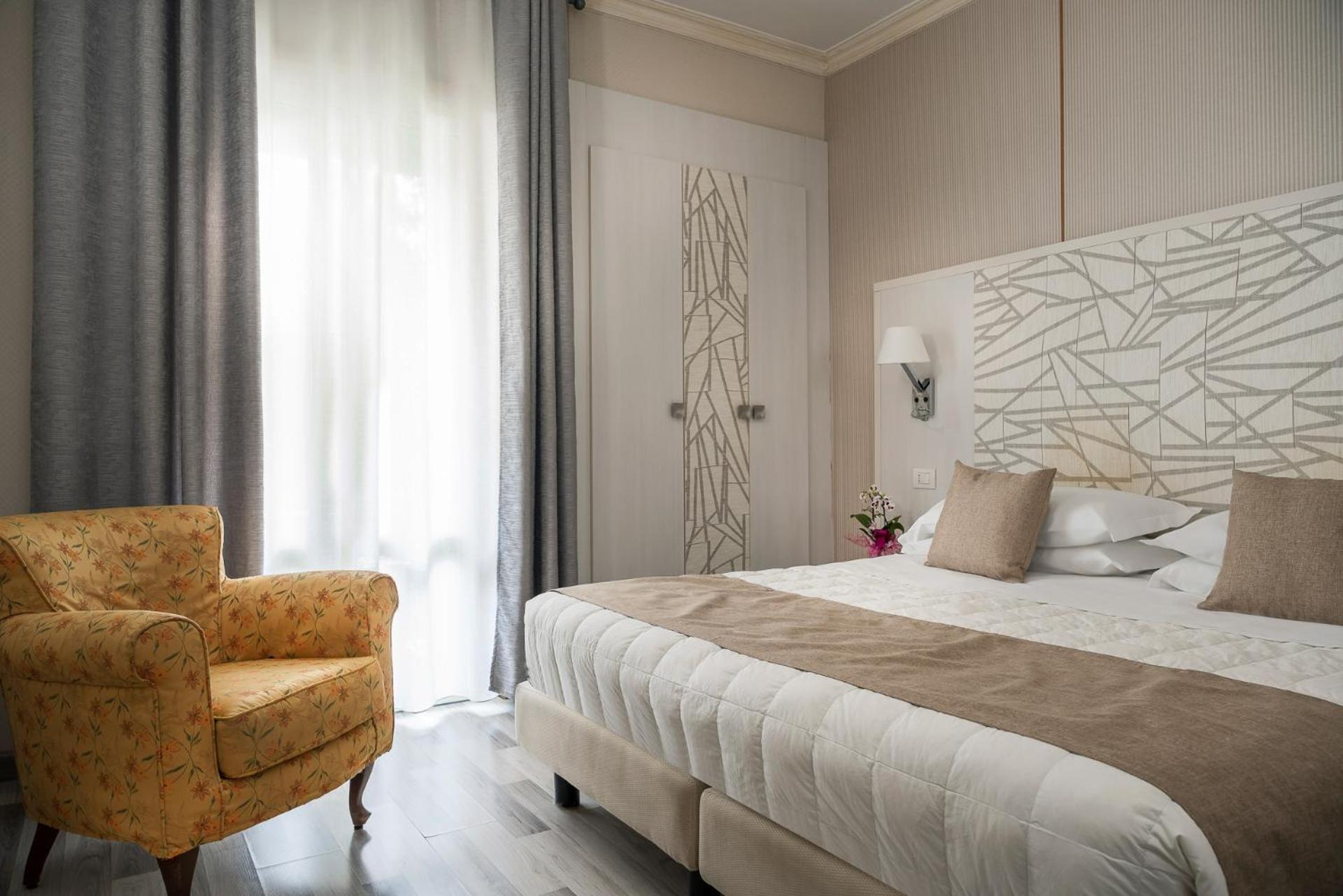 Superior Double Room - Photo 2