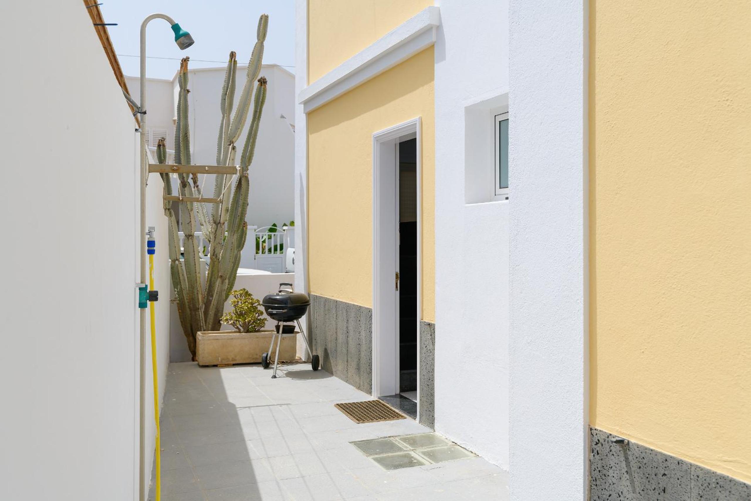 Apartment with Sea View photo 2