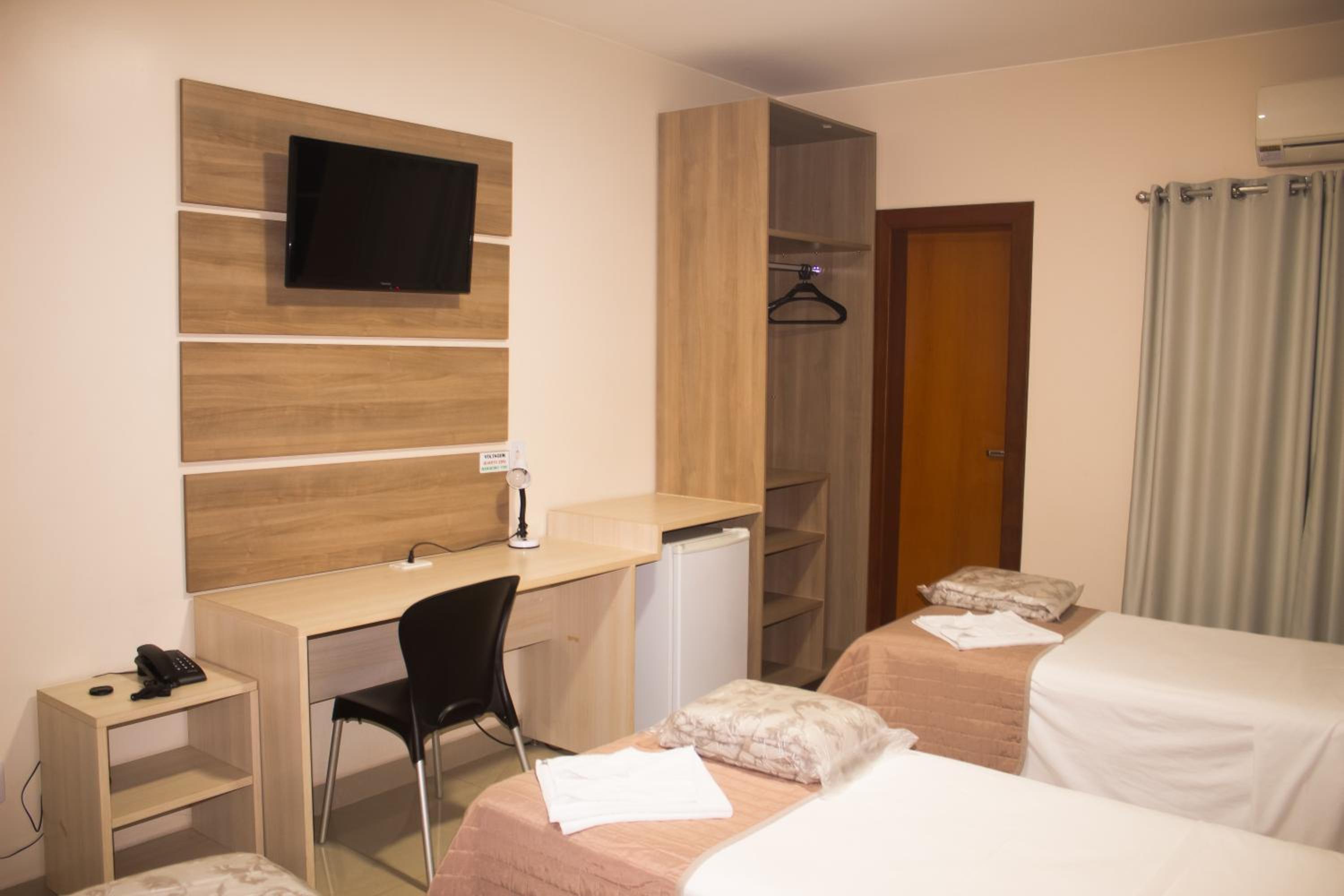 Deluxe Triple Room photo 3