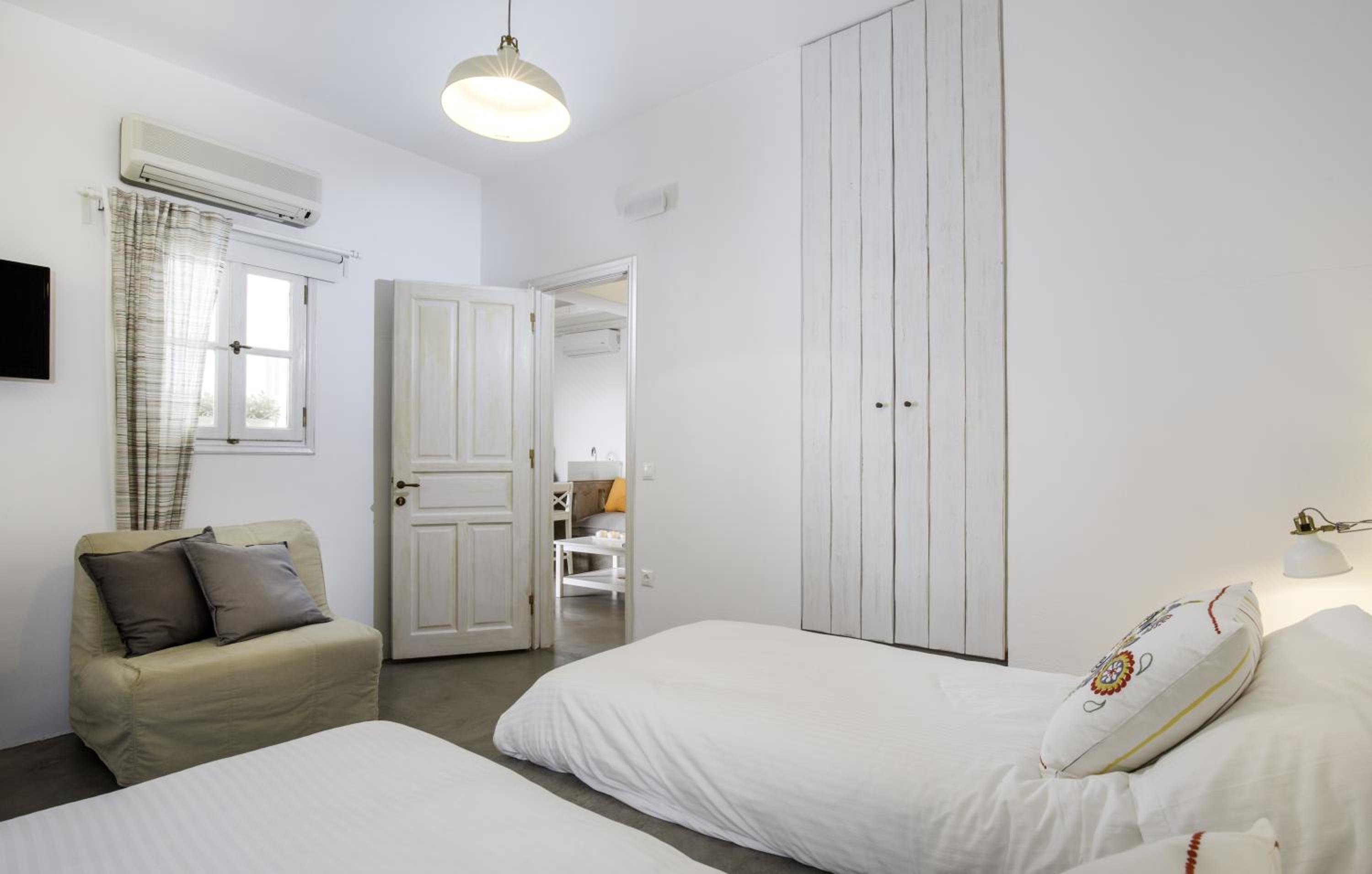 Two-Bedroom Apartment photo 2