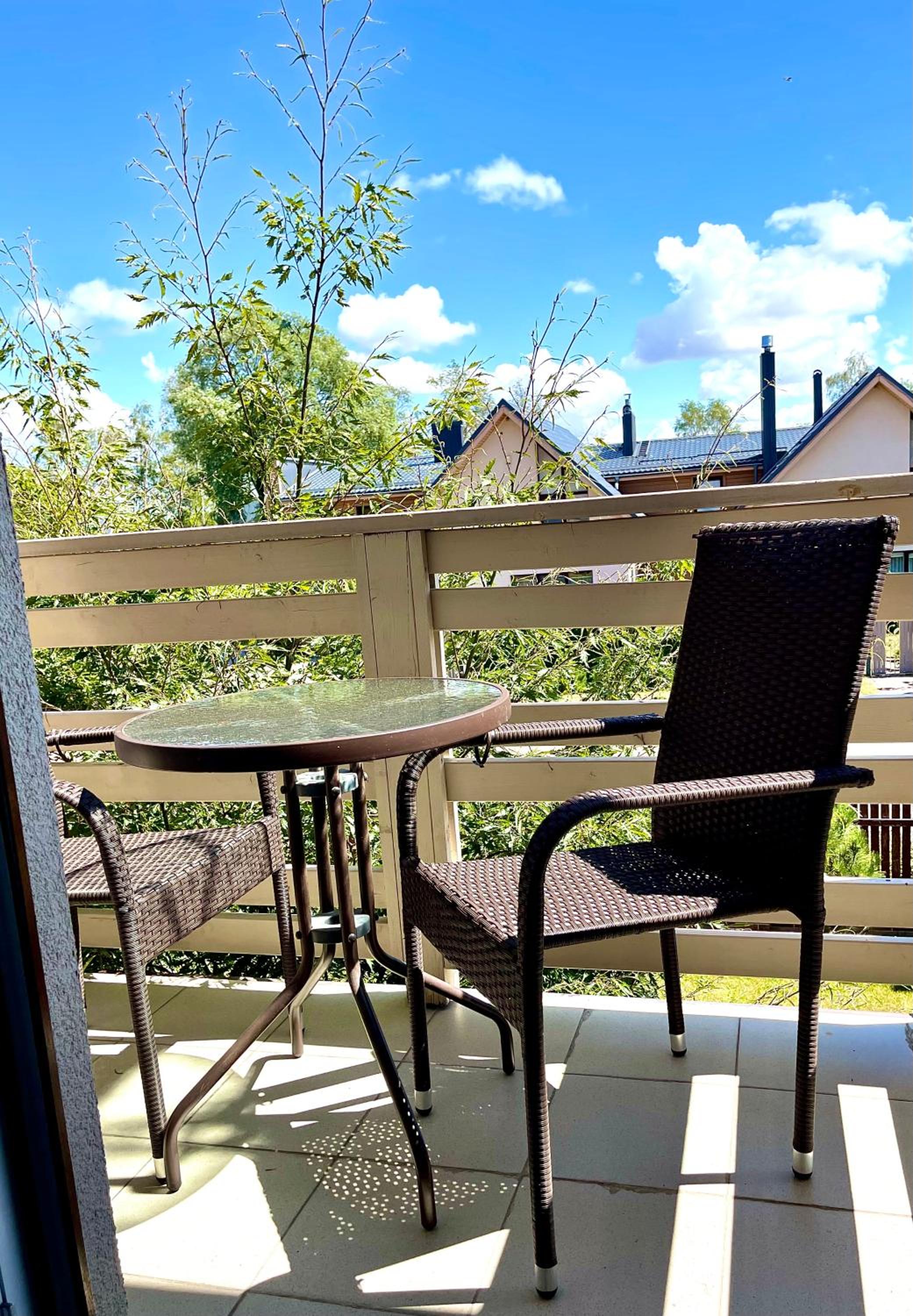 Double Room with Balcony - Photo 10
