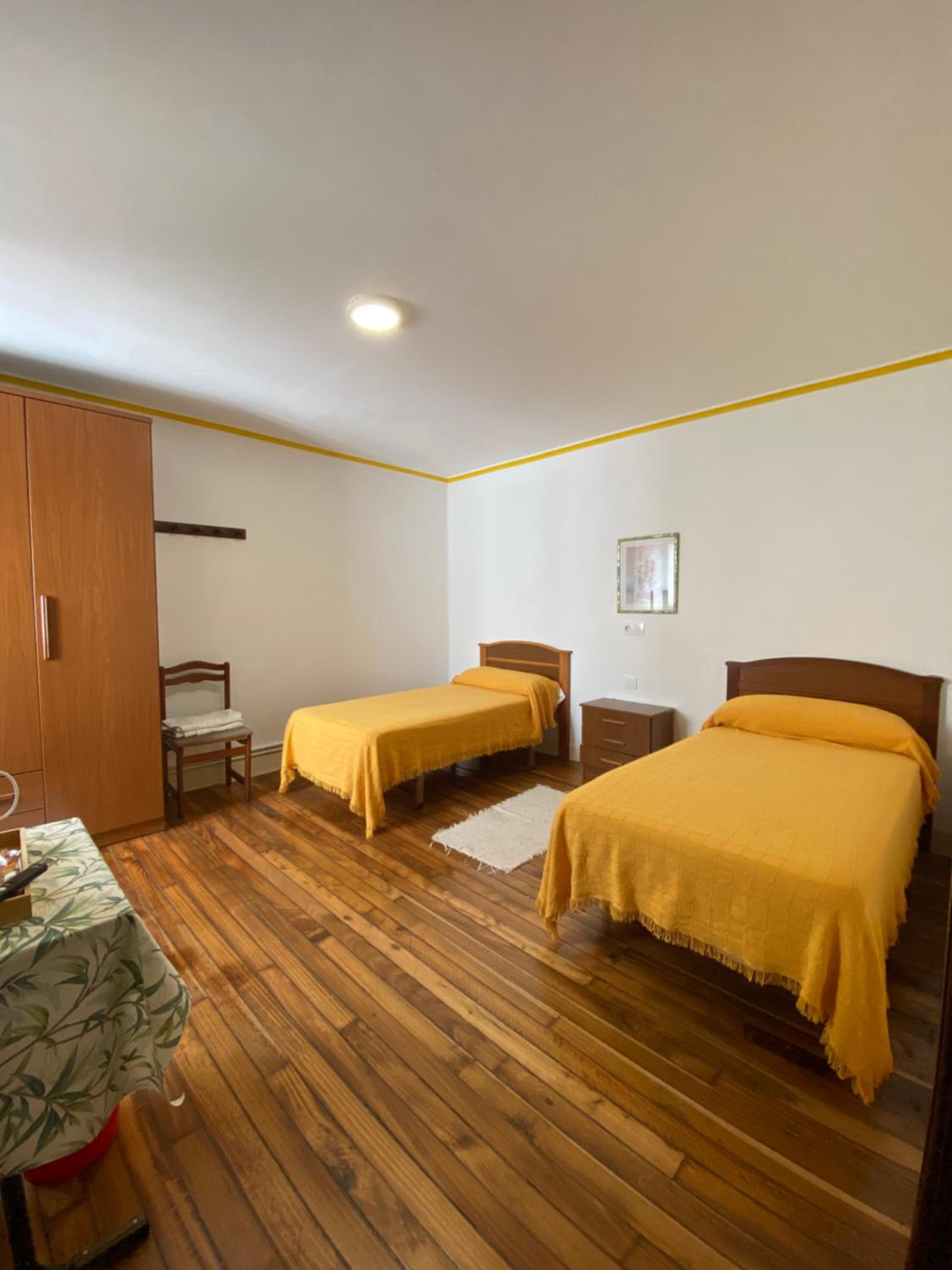 Habitación Doble con Baño Compartido