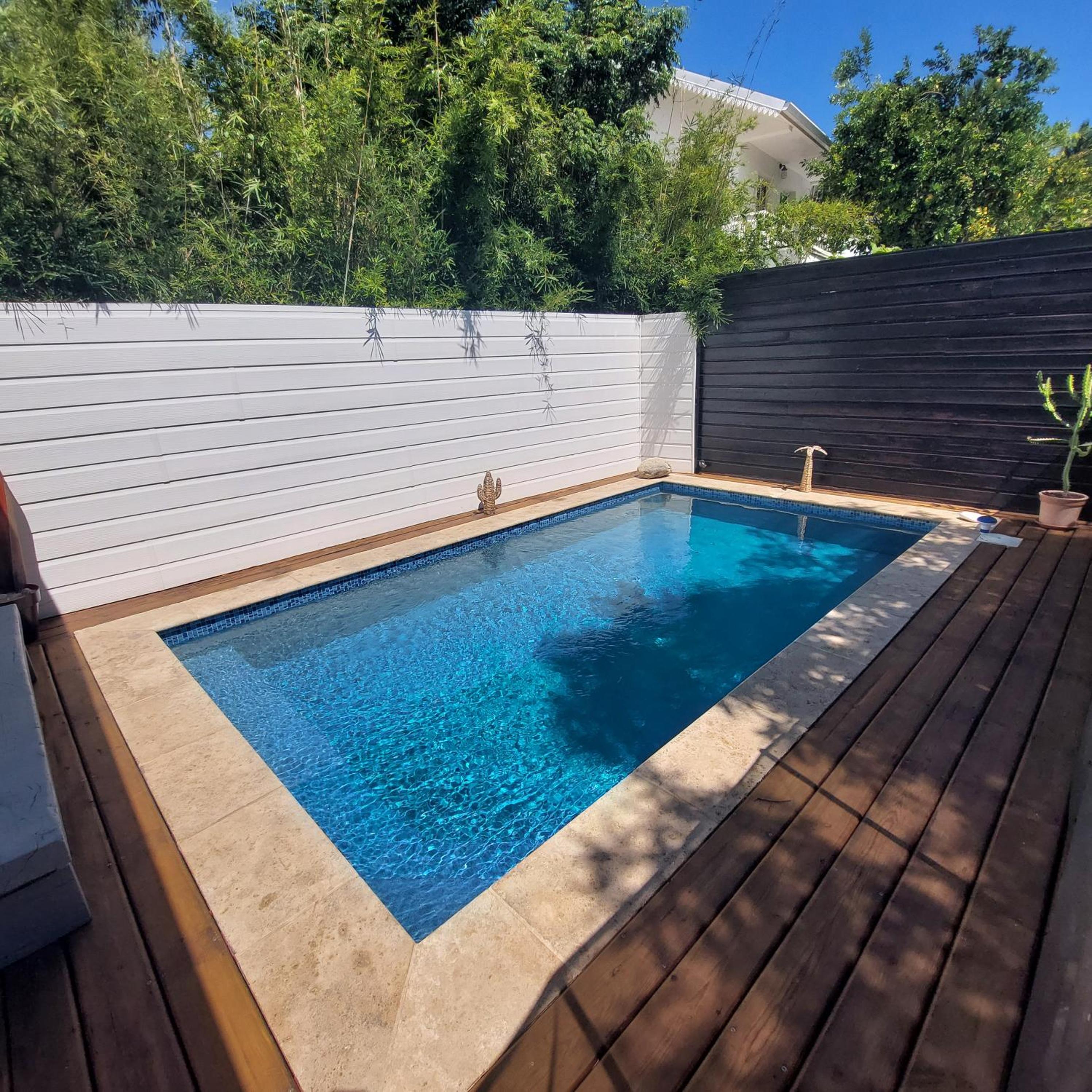 Standard Double Room with Shared Bathroom