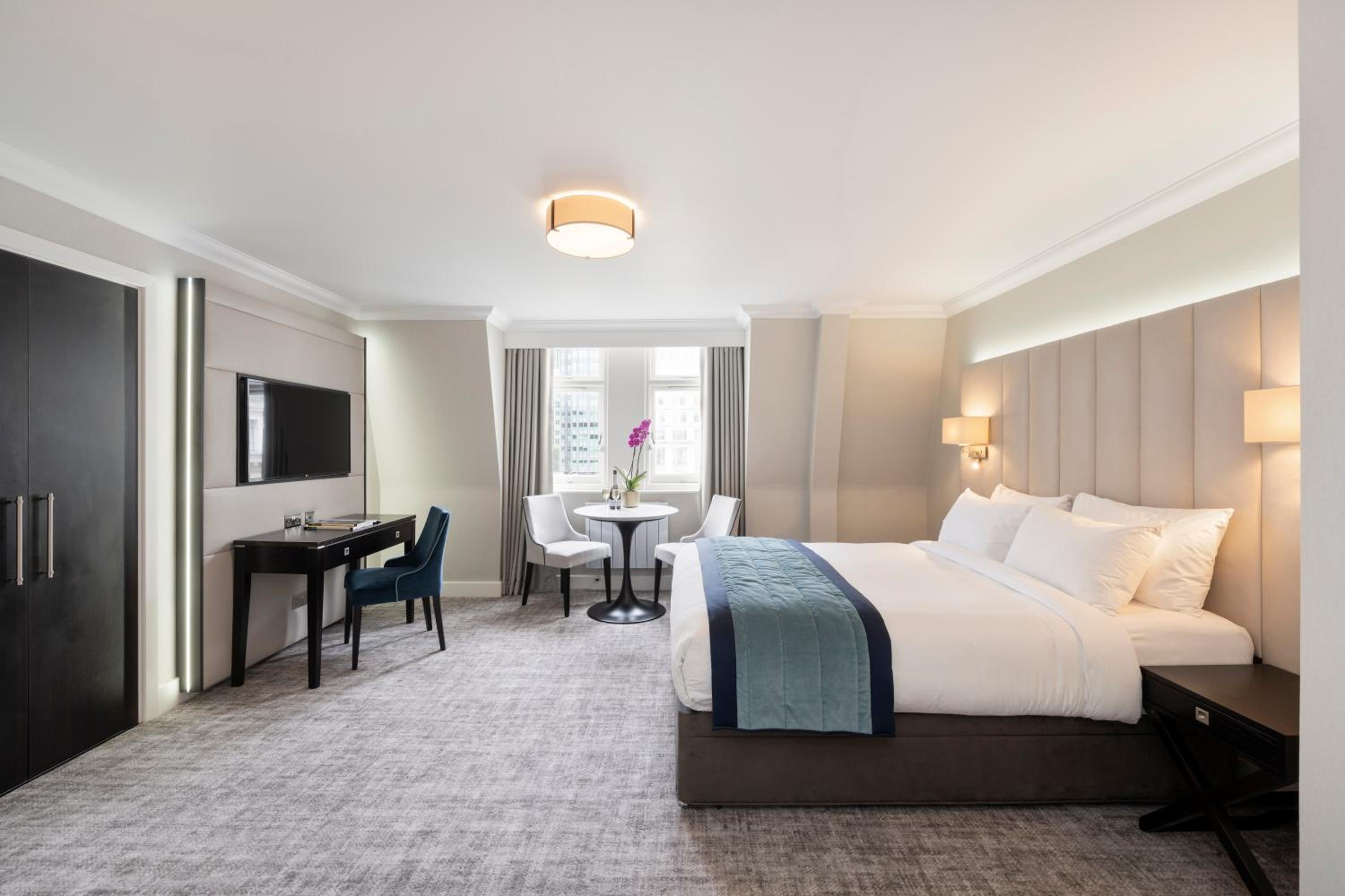 Tower Residence Studio with Kitchen