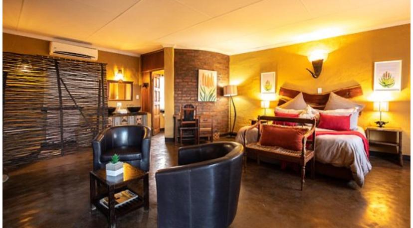 Suite with Hot Tub