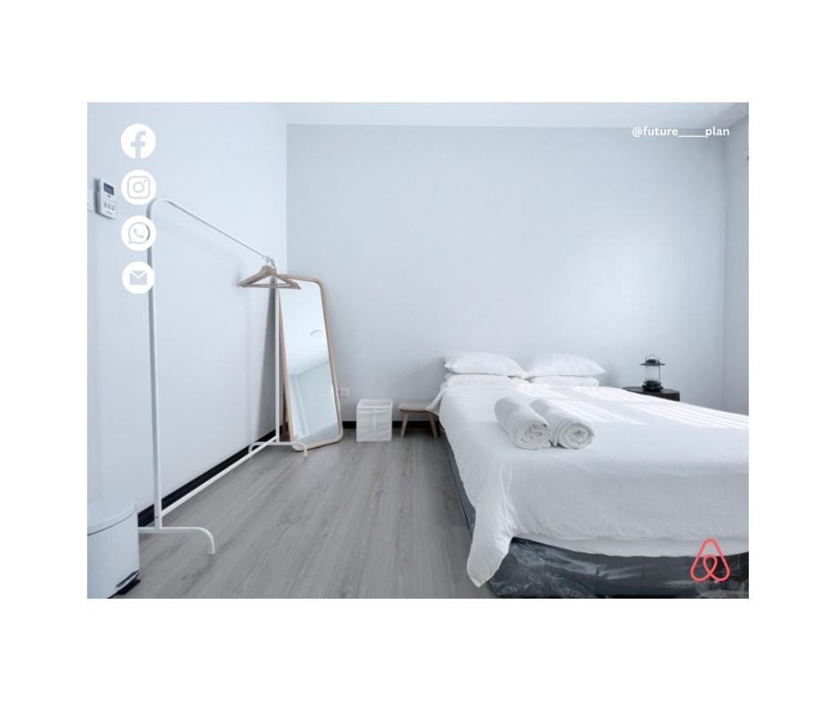 Double Room With Shared Bathroom photo 2