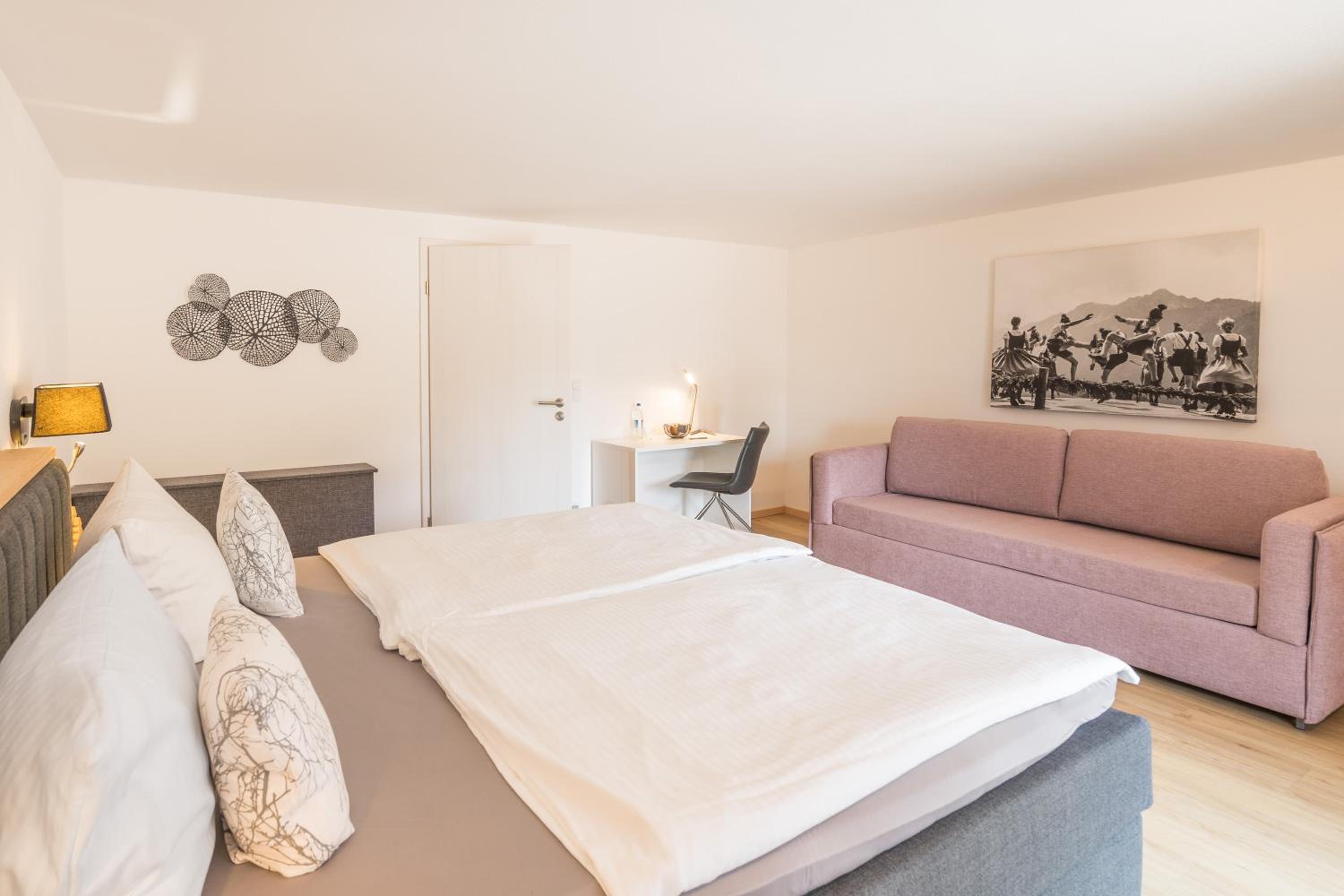 761-4 Doppelzimmer Plus - Photo 1