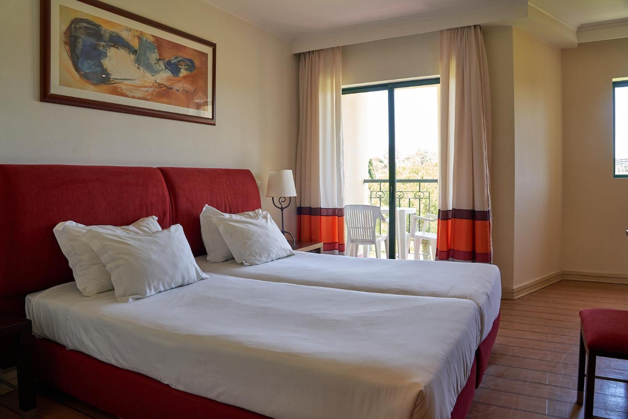 Deluxe Double or Twin Room with Pool View - Photo 1