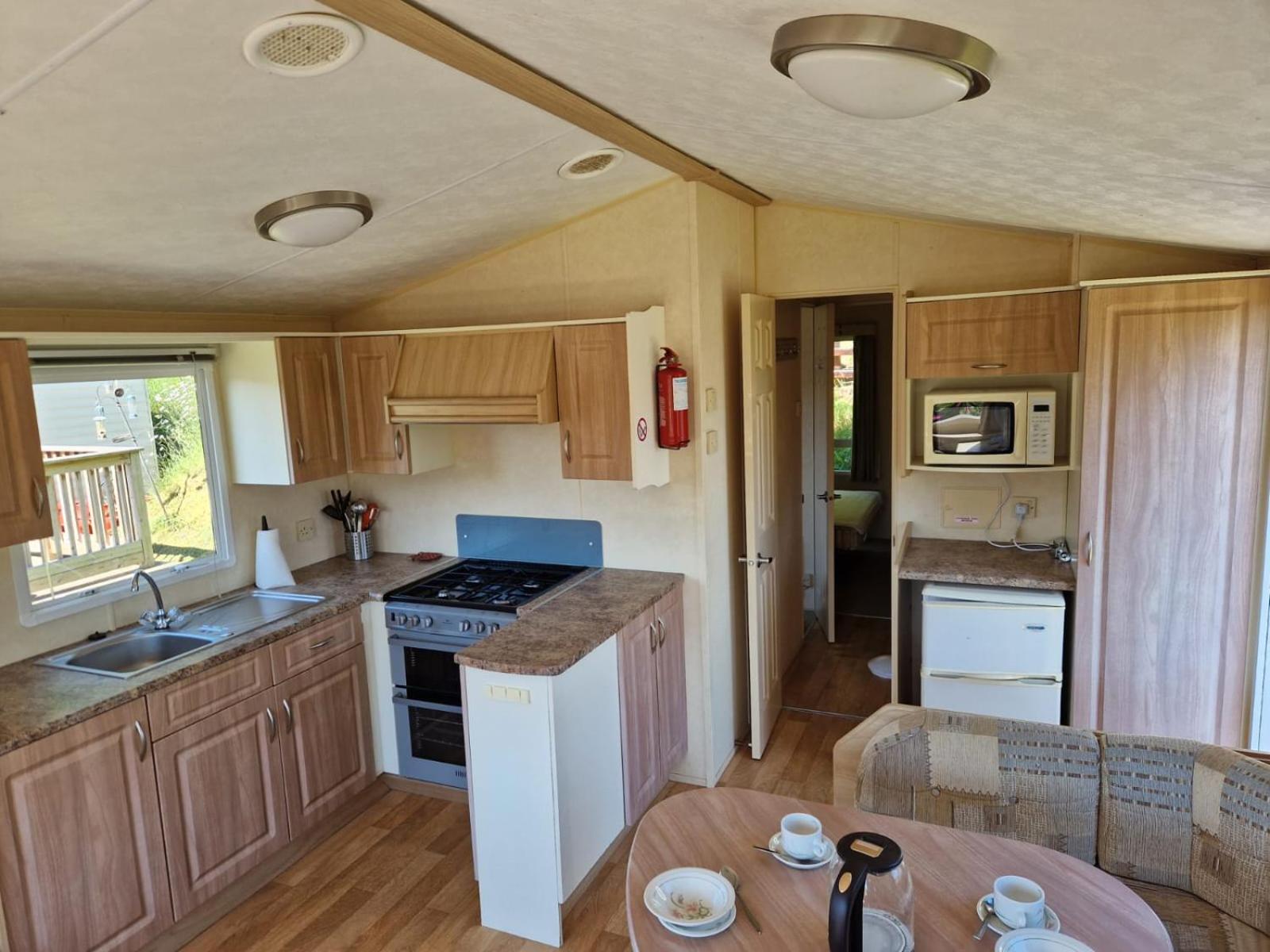 Caravan 2 Bedroom Pet Friendly  photo 3