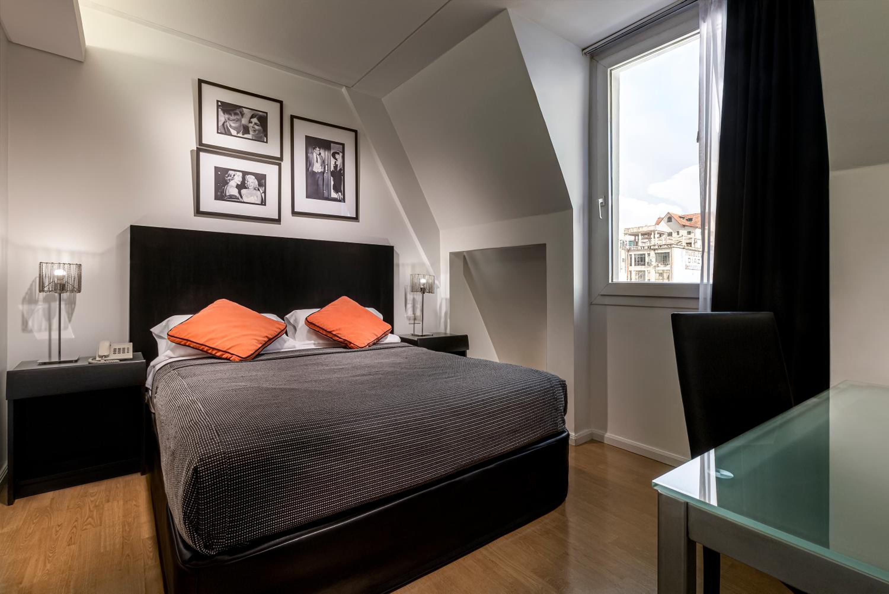 Junior Suite (2 Adults + 2 Children)