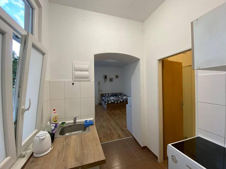 One-Bedroom Apartment photo 3