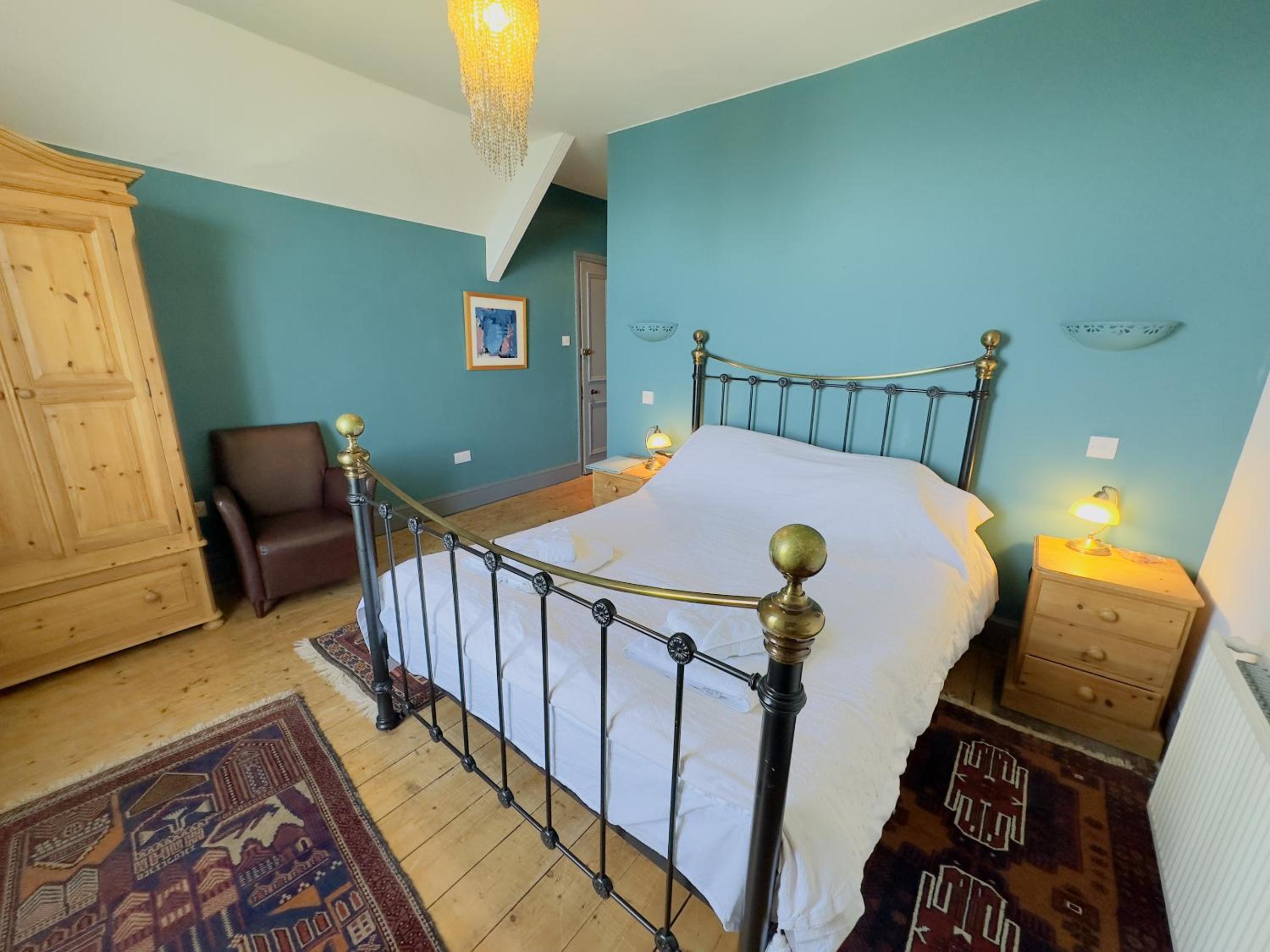 Superior King Room photo 2
