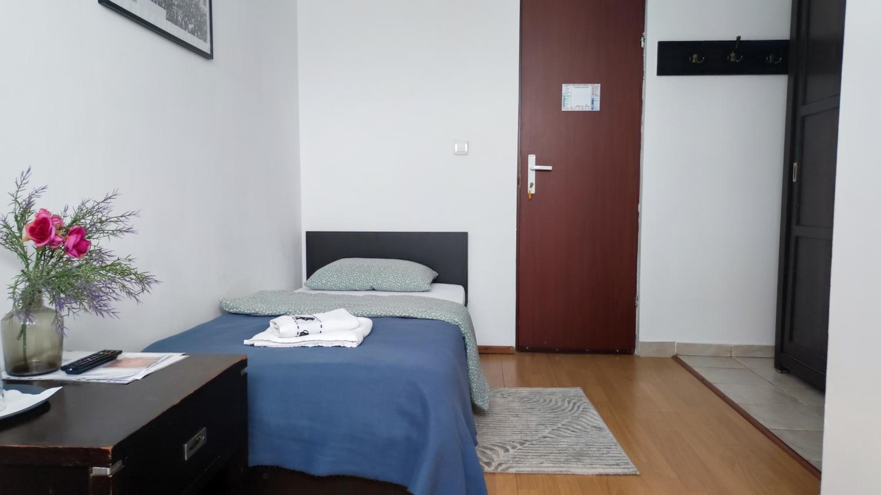 Single Room with Private Bathroom