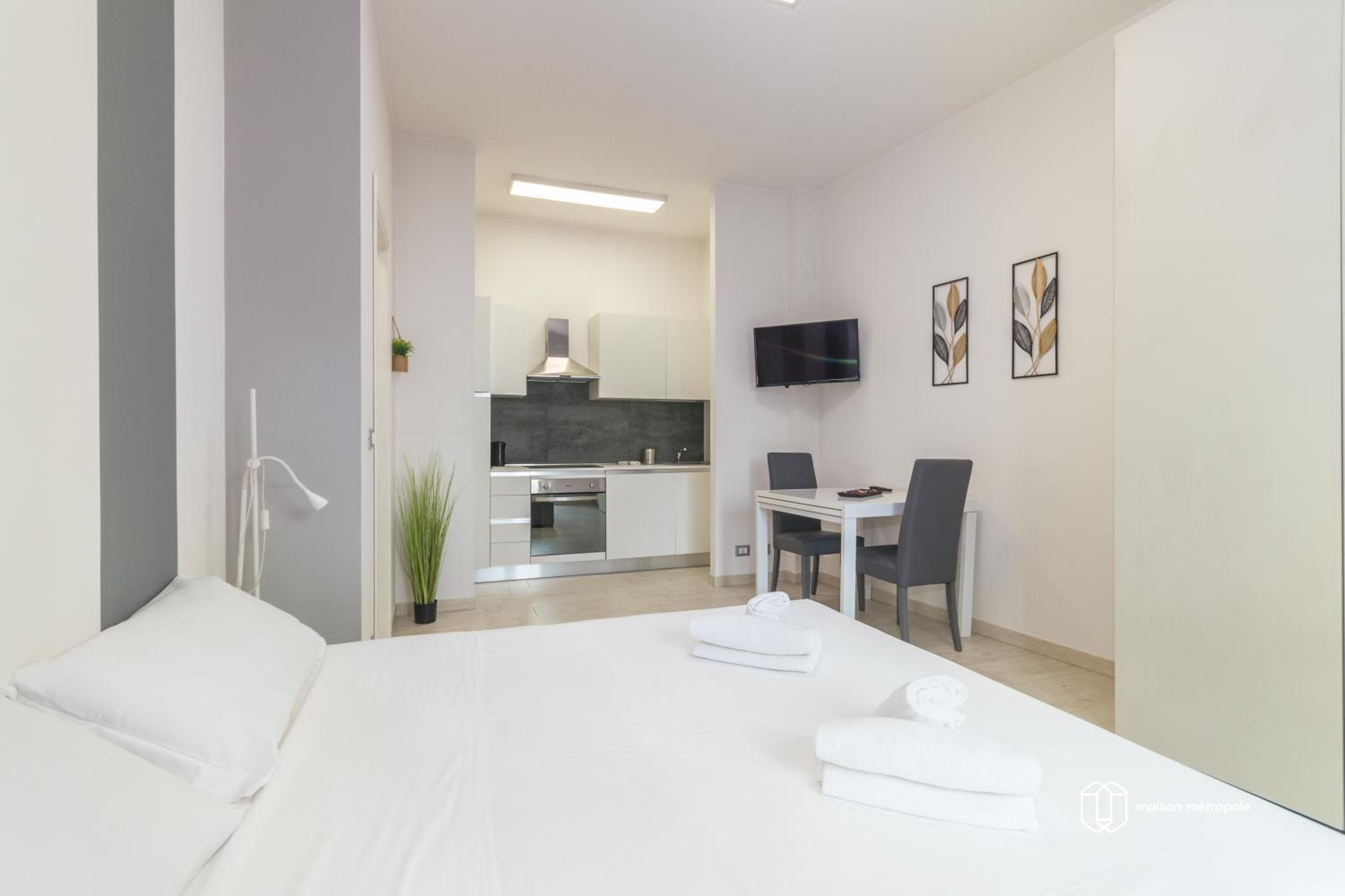 One-Bedroom Apartment