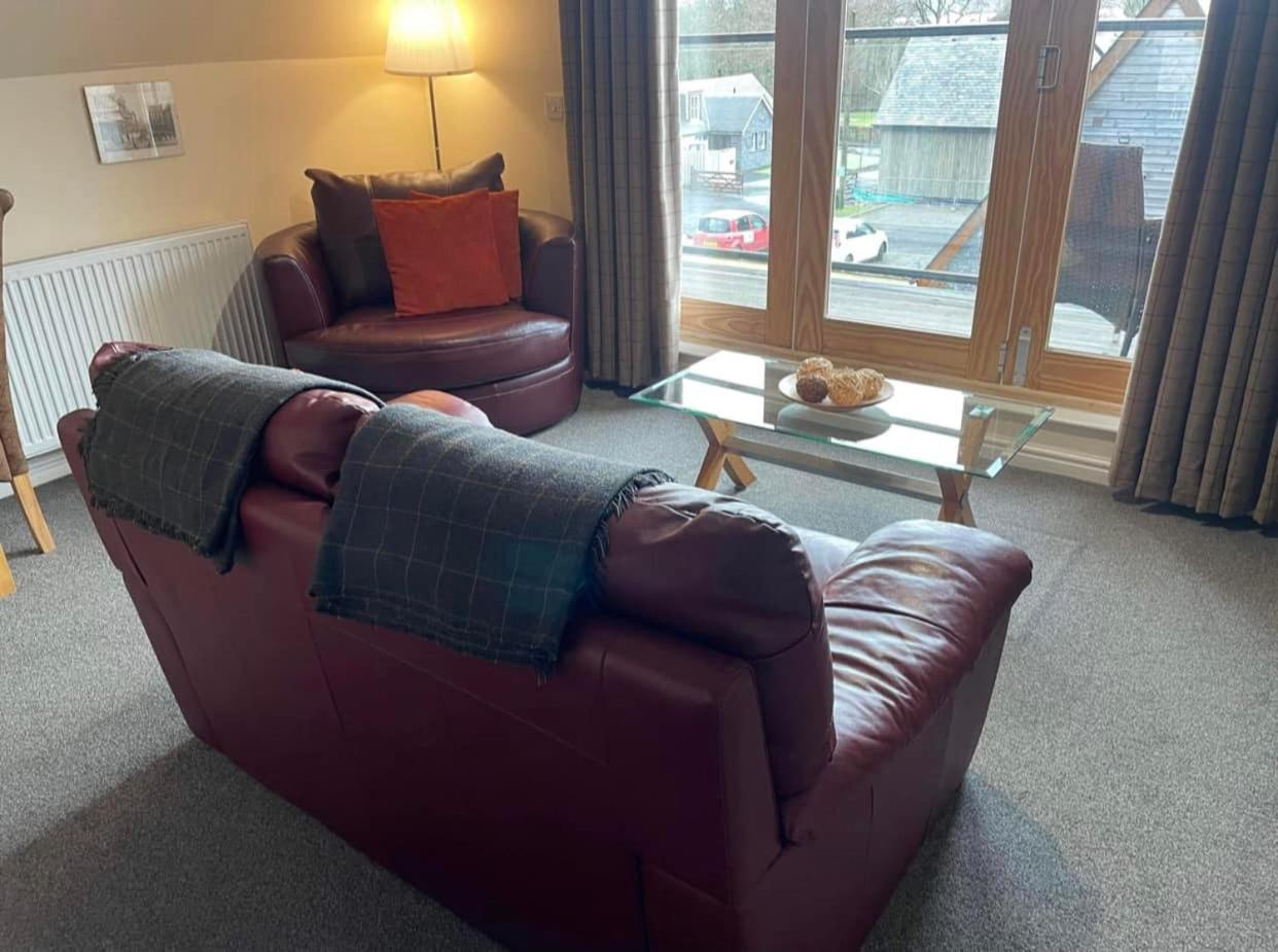 One Bed Upper Floor Apartment with Balcony and Ground Floor Hot Tub (Not Pet Friendly) Kestrel photo 1