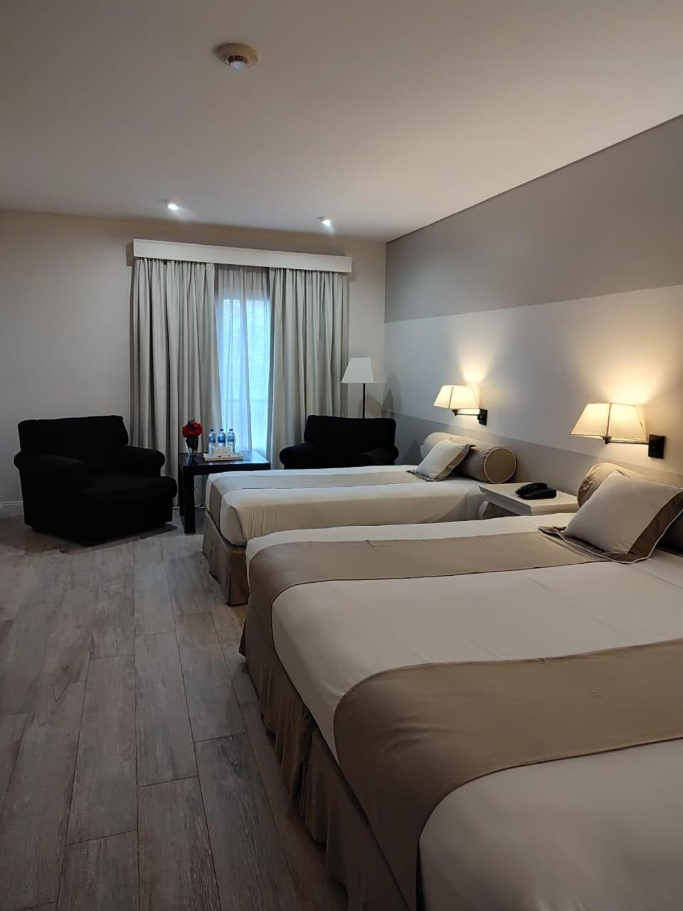 Executive Triple Room