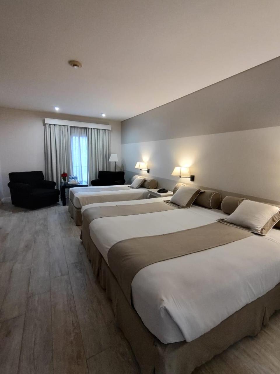 Executive Triple Room