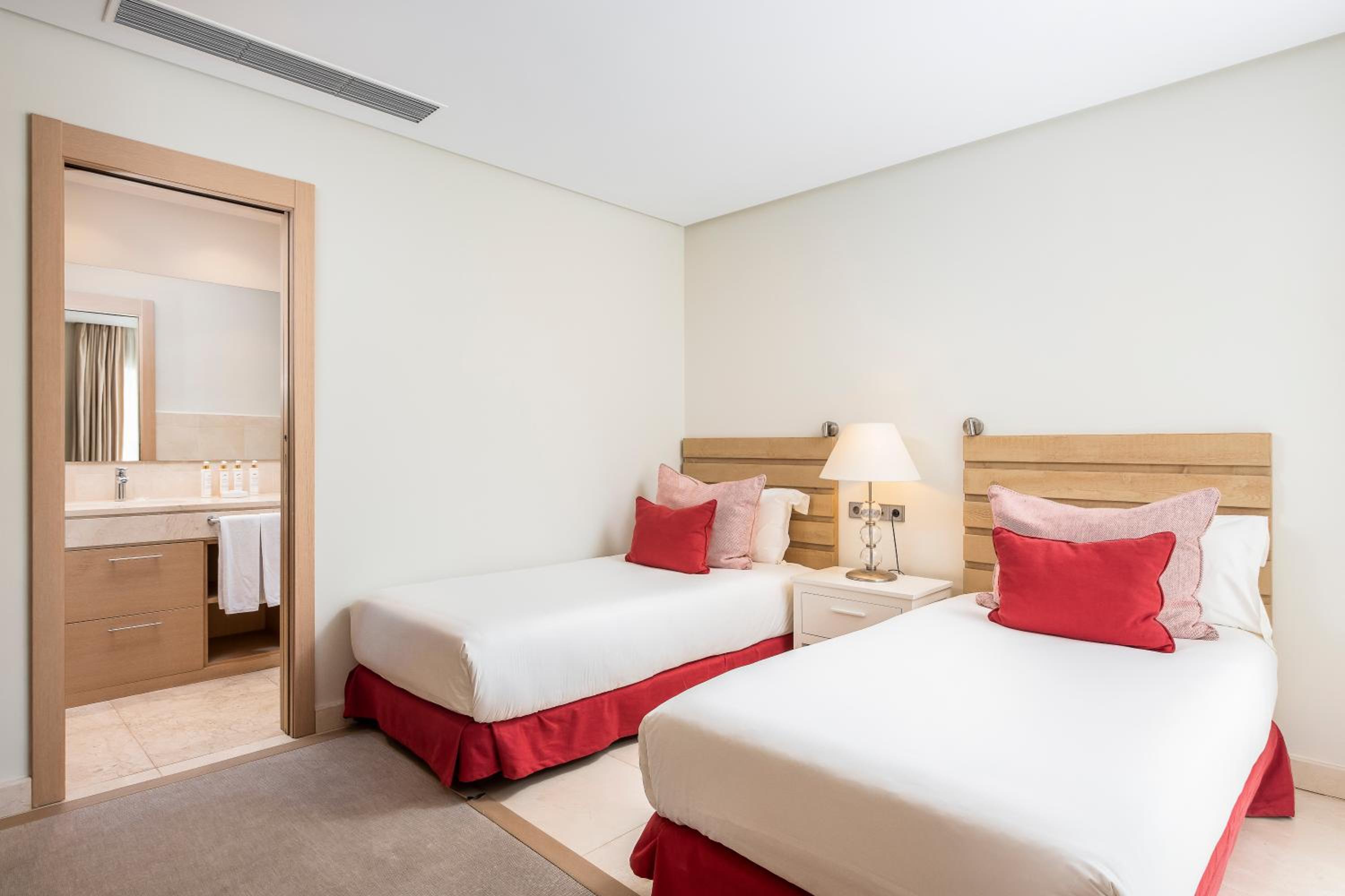 Four-Bedroom Suite with Sea View