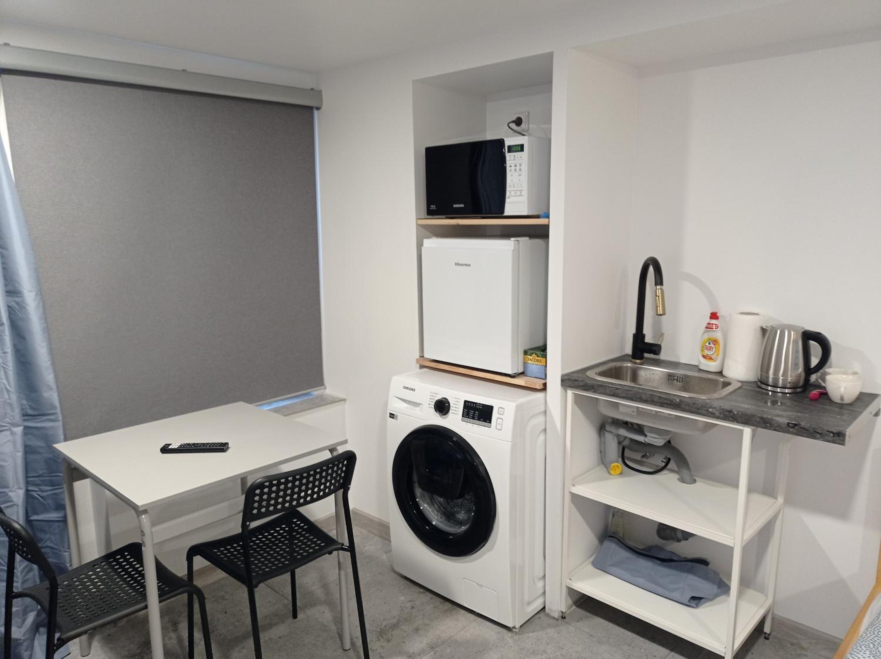 One-Bedroom House photo 2