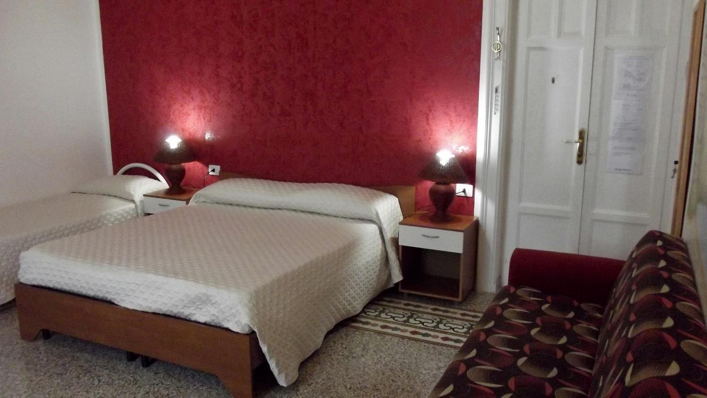 Deluxe Triple Room with Sea View photo 2