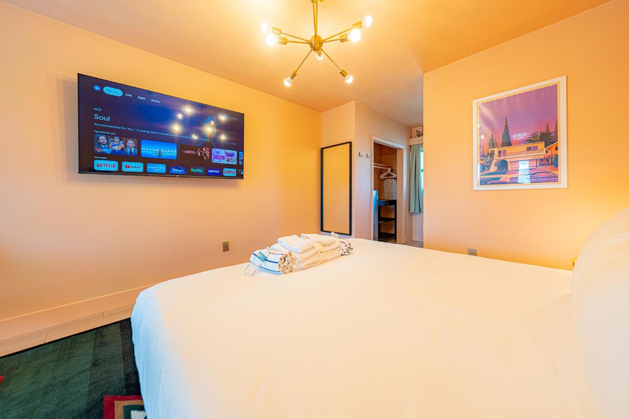 Deluxe Family Room - Photo 15