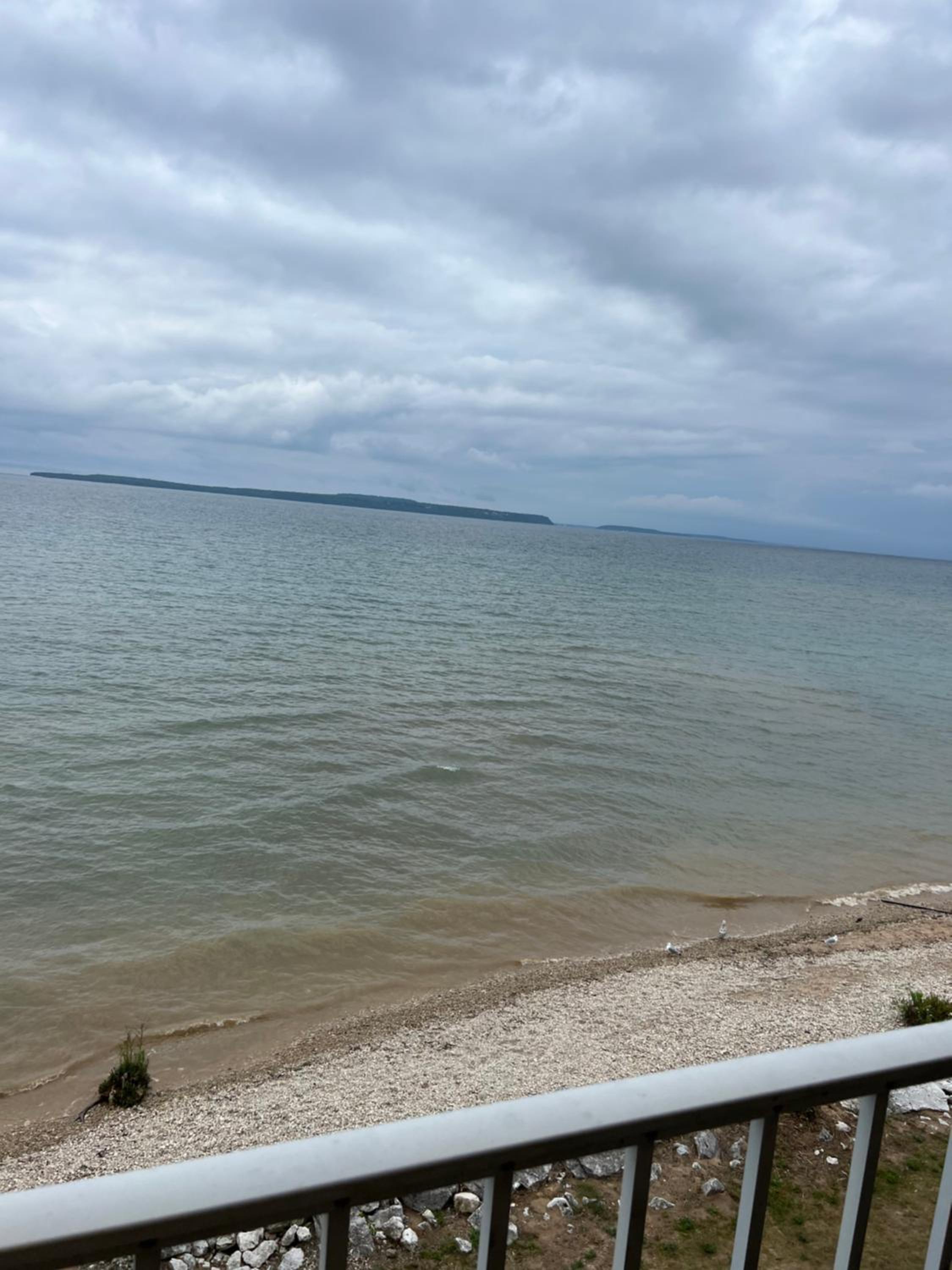 King Room - Lake Front/Non Smoking photo 3