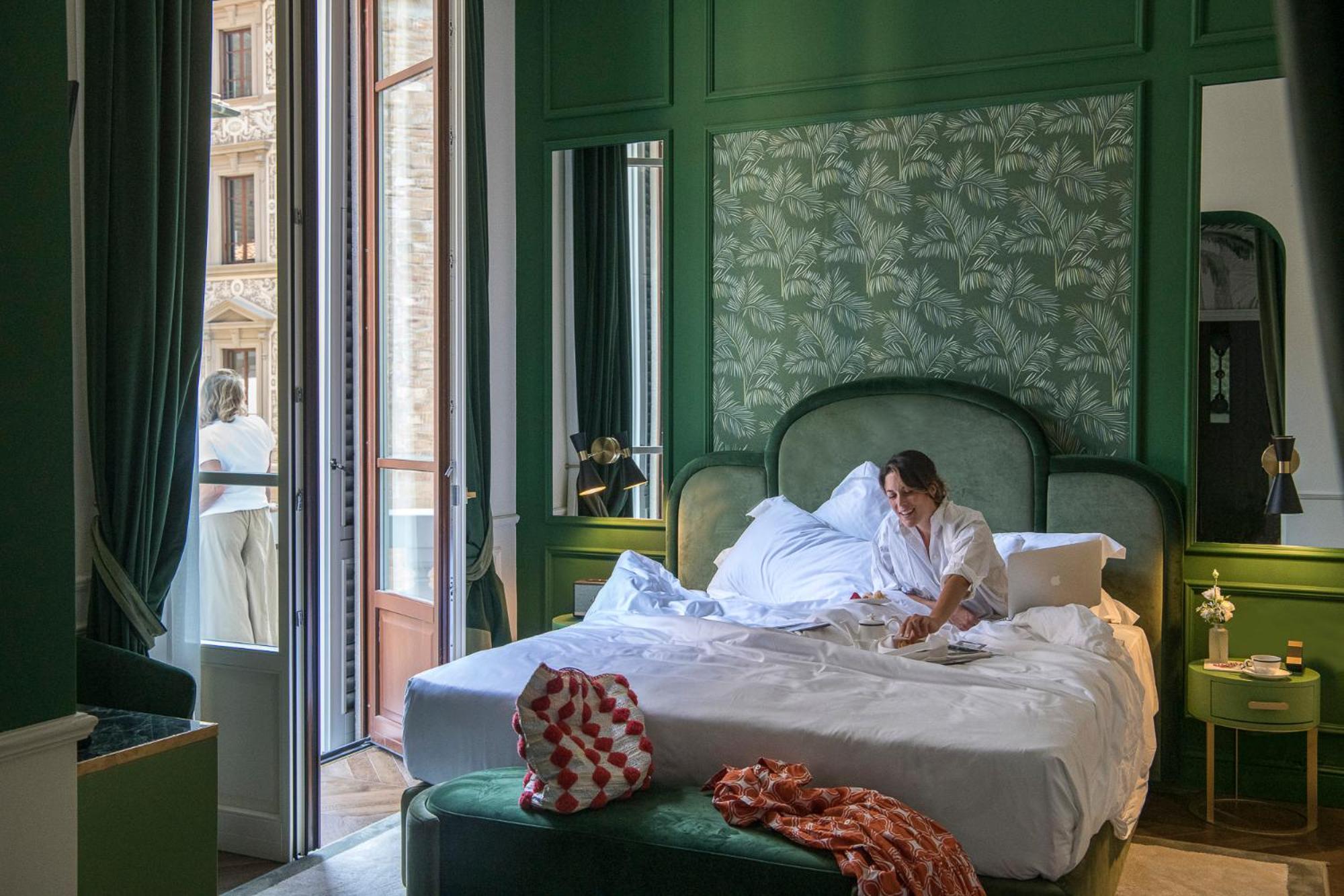 Deluxe Suite