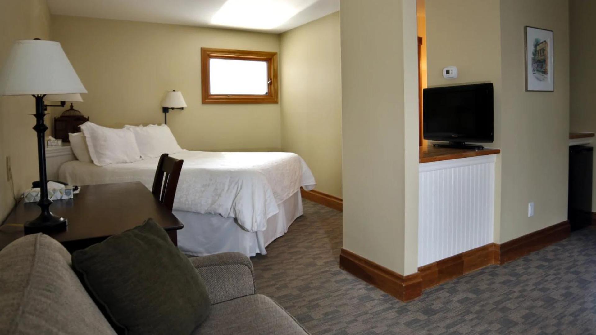 Standard Queen Room photo 3